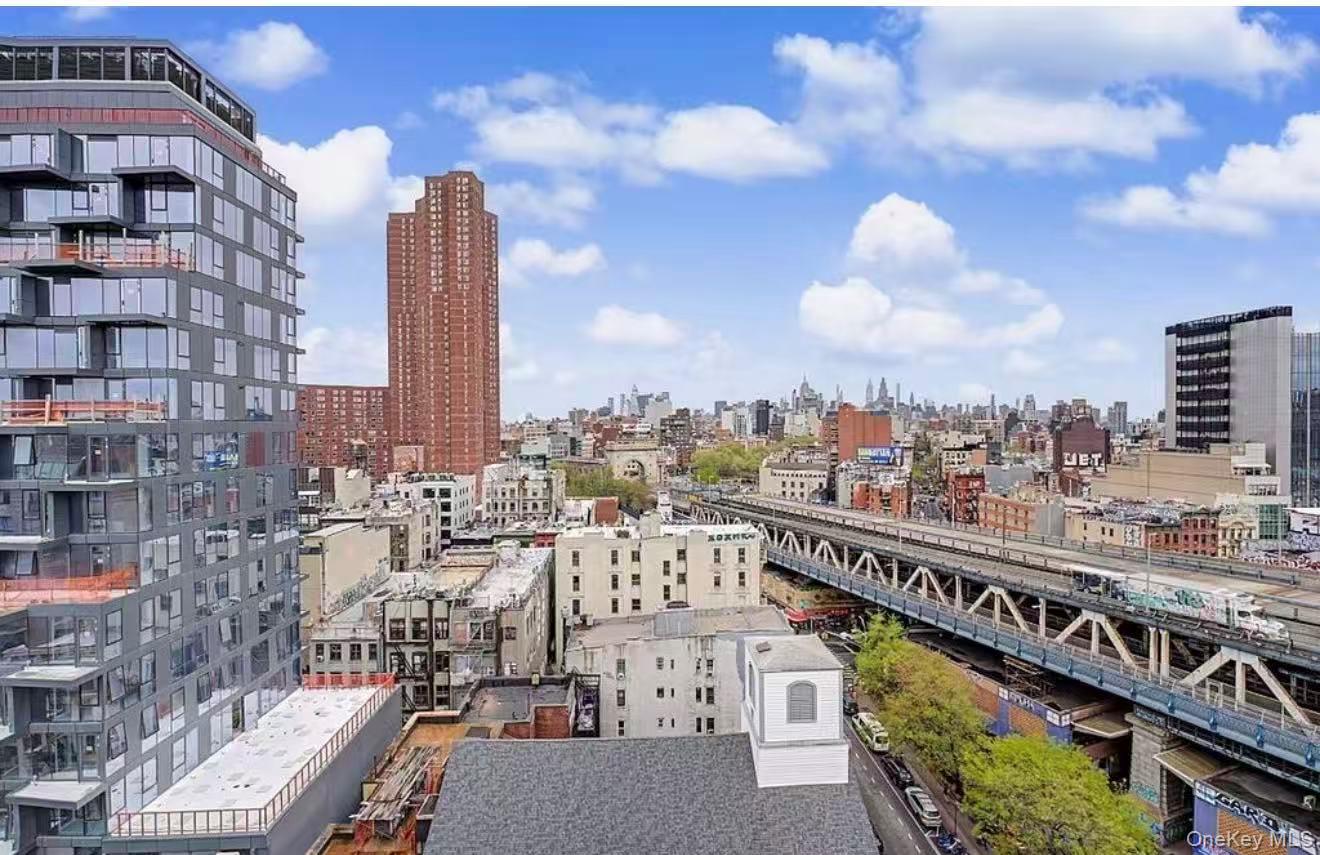 60 Henry Street, Unit 15F2 photo 9