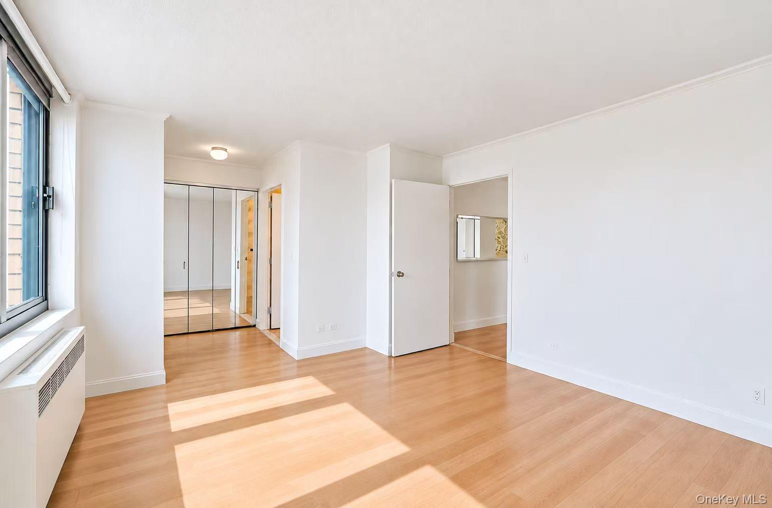 60 Henry Street, Unit 15F2 photo 5