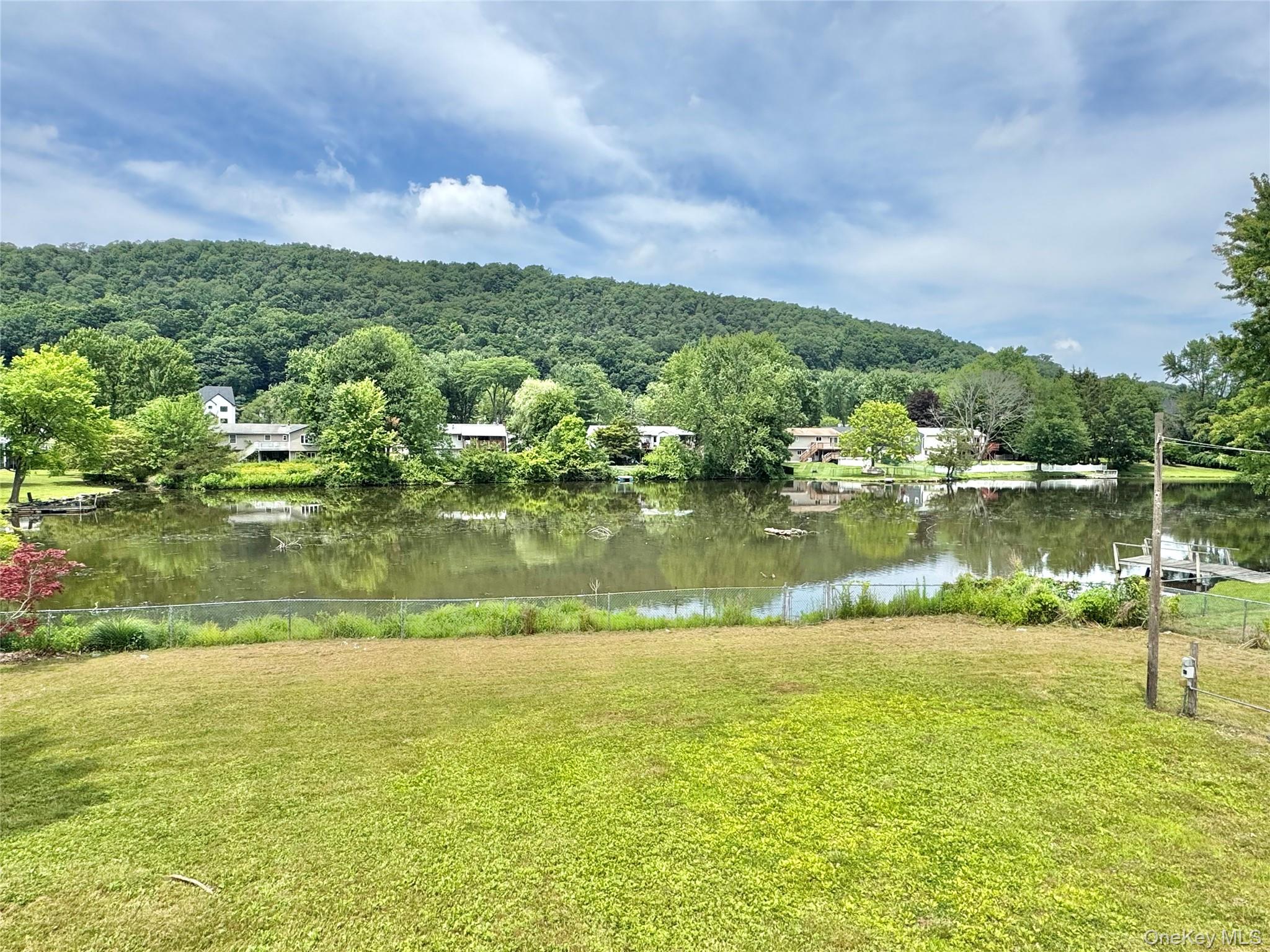 42 Merriewold Lane N – For Rent photo 7