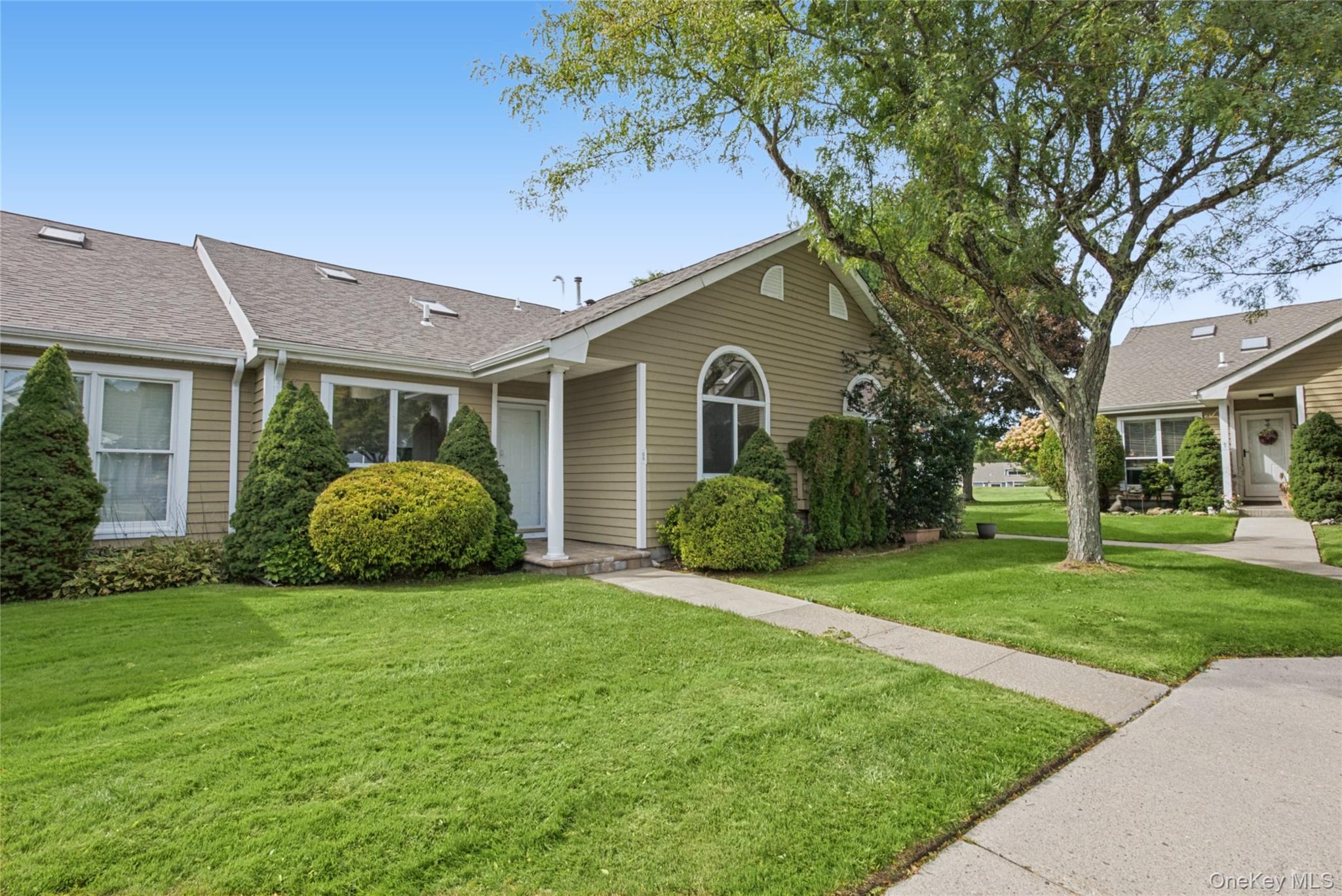 65 Eric Drive – For Sale