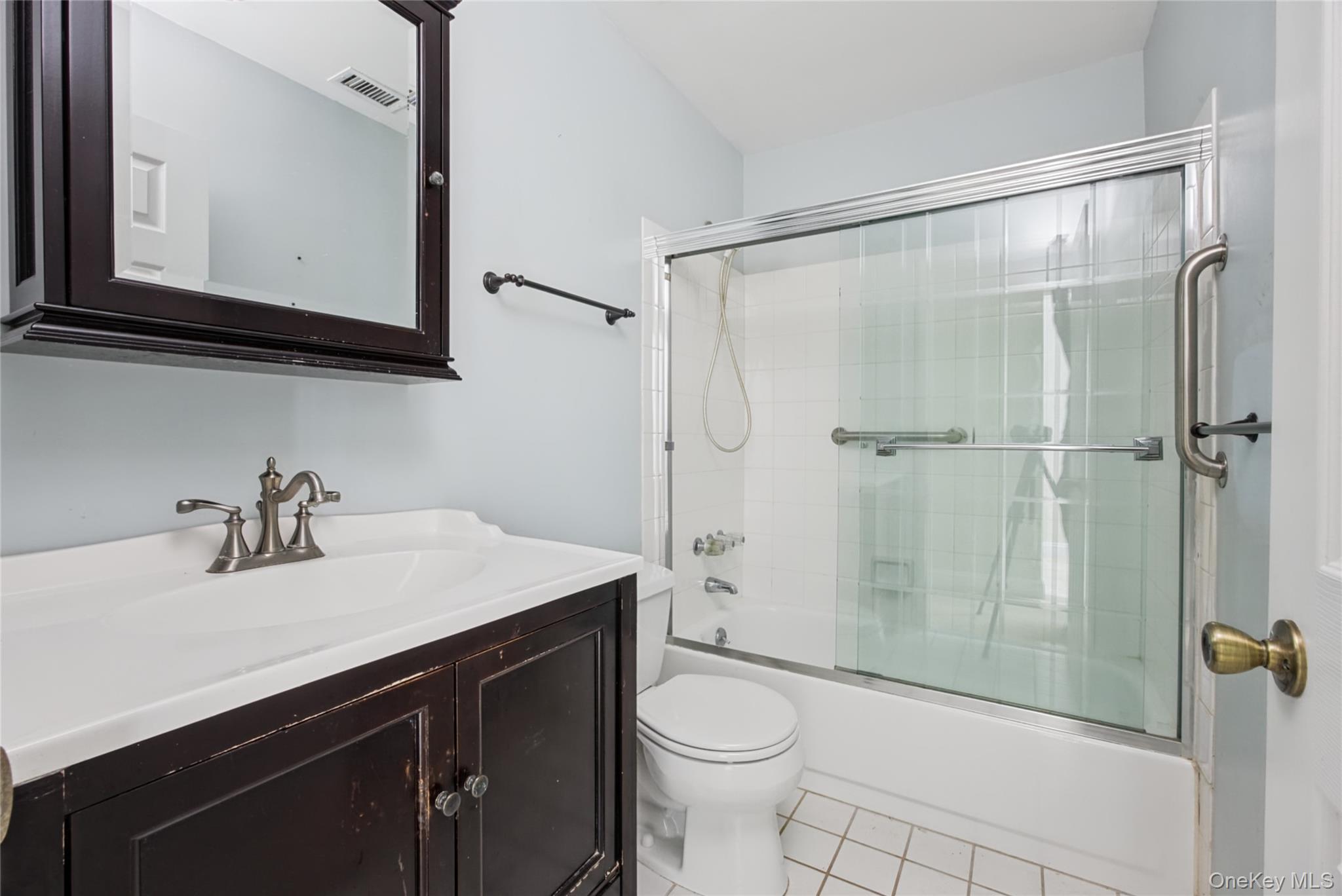 65 Eric Drive – For Sale photo 26