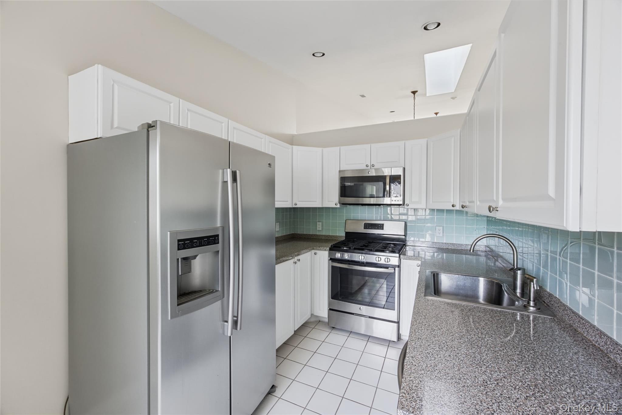 65 Eric Drive – For Sale photo 7
