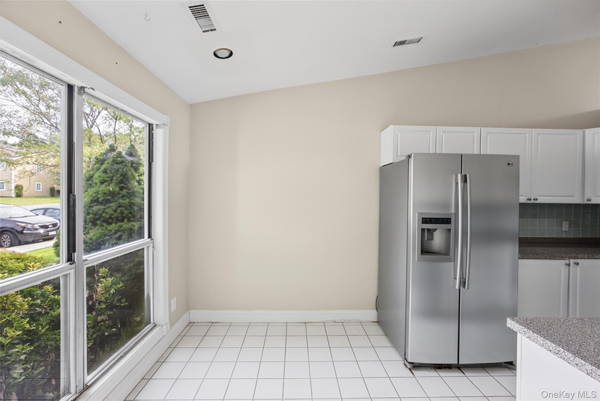 65 Eric Drive – For Sale photo 6