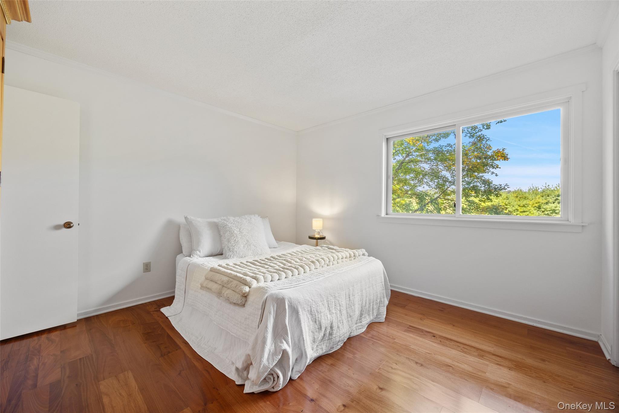 621 Heritage Hills, Unit B photo 20