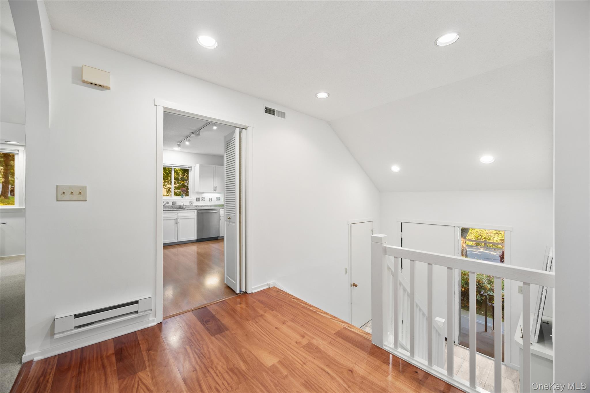 621 Heritage Hills, Unit B photo 9