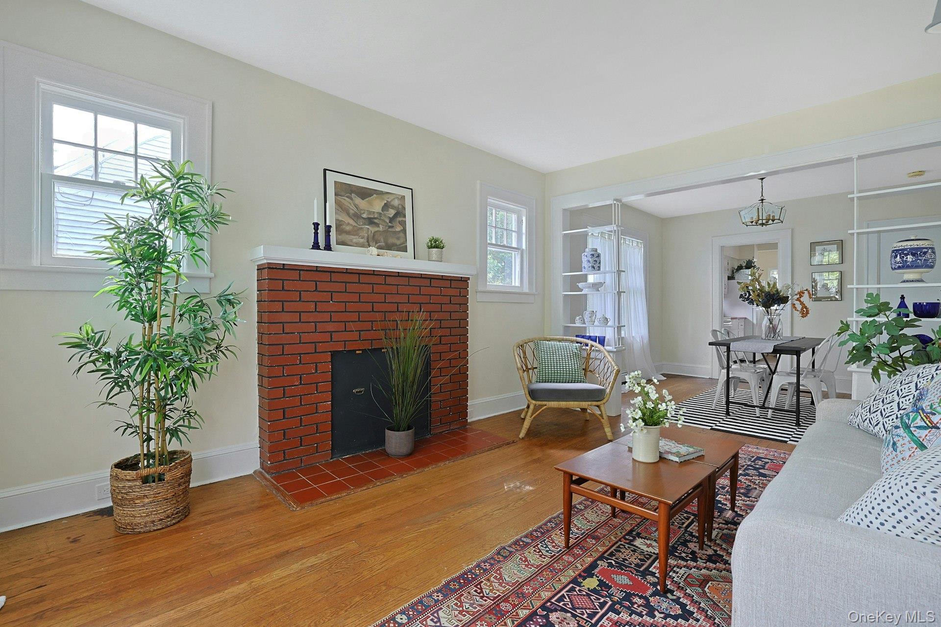 51 Roosevelt Street – For Sale photo 5