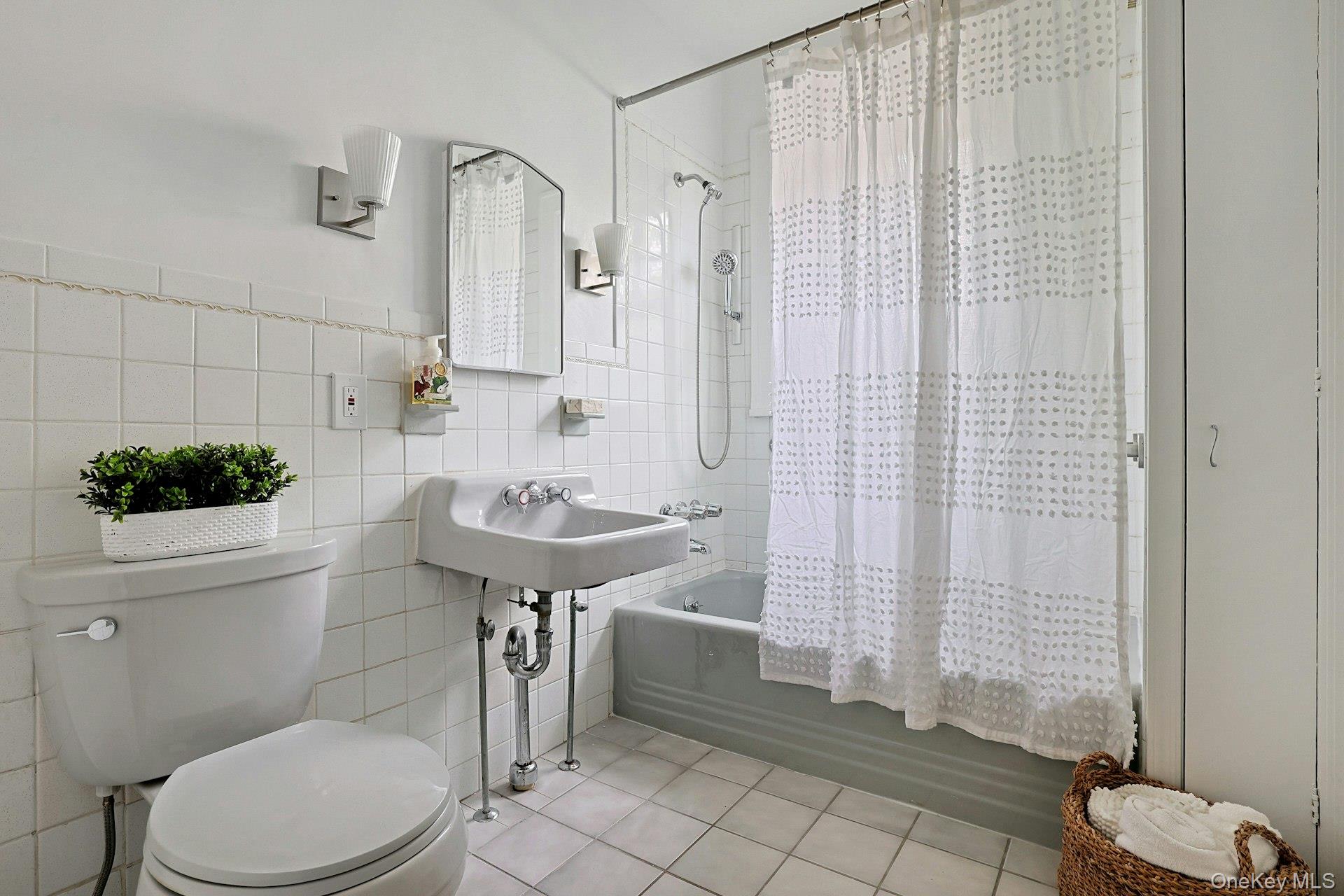 51 Roosevelt Street – For Sale photo 18