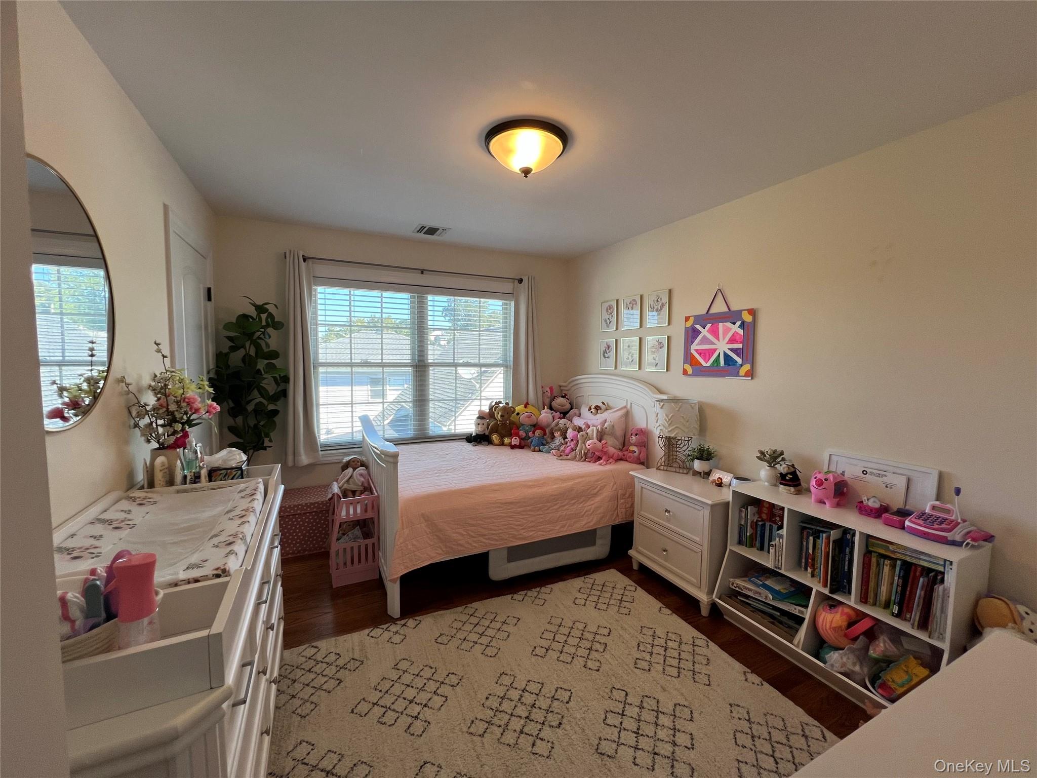 65 Lincoln Avenue E, Unit 63 photo 2