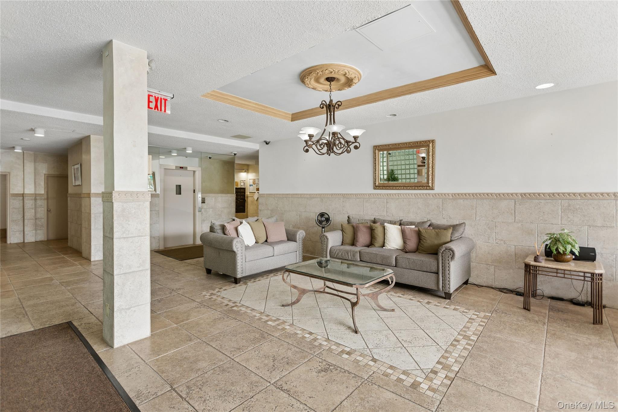 333 E Broadway, Unit 2K photo 12
