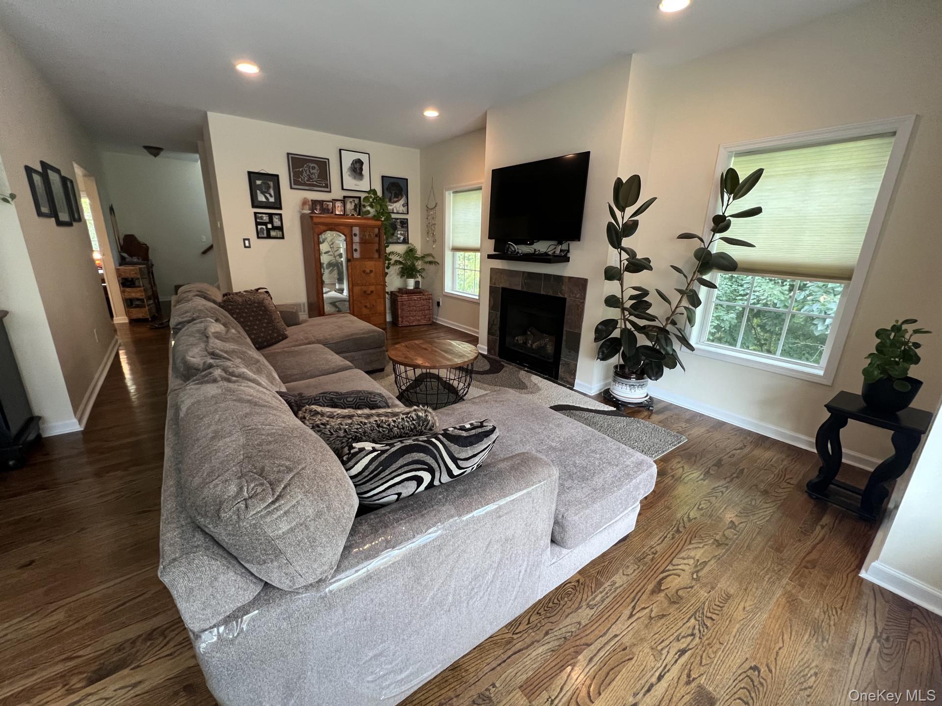 2 Seeley Bull Street – For Sale photo 11