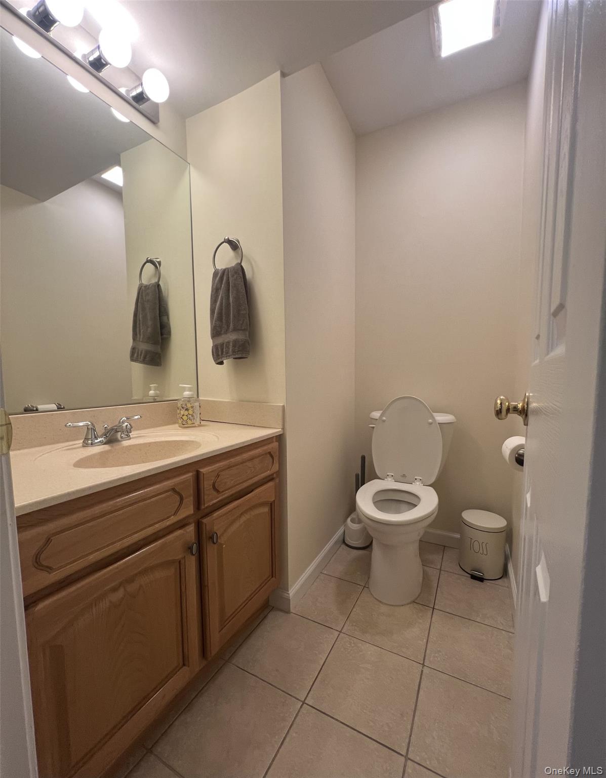 2 Seeley Bull Street – For Sale photo 14