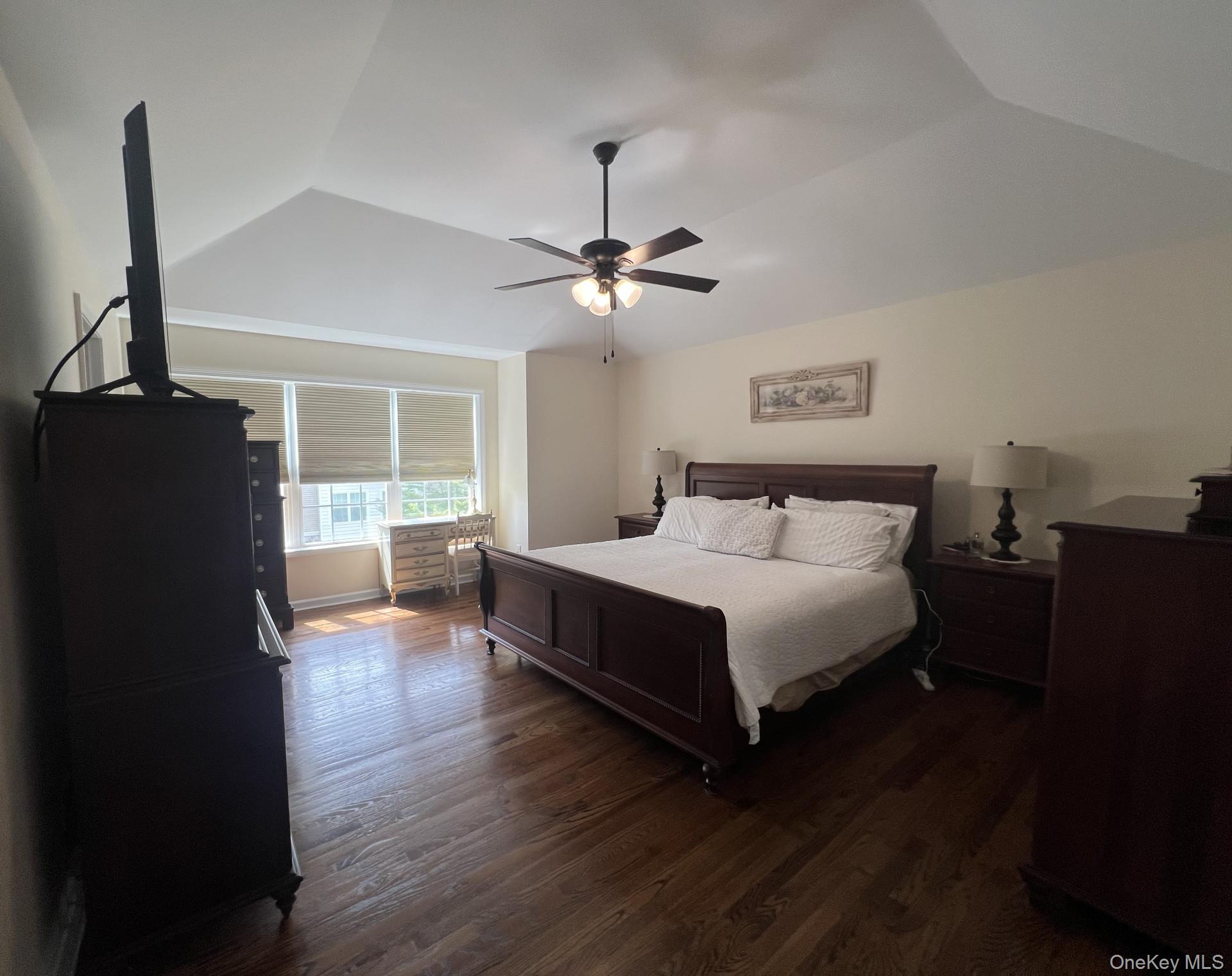 2 Seeley Bull Street – For Sale photo 17