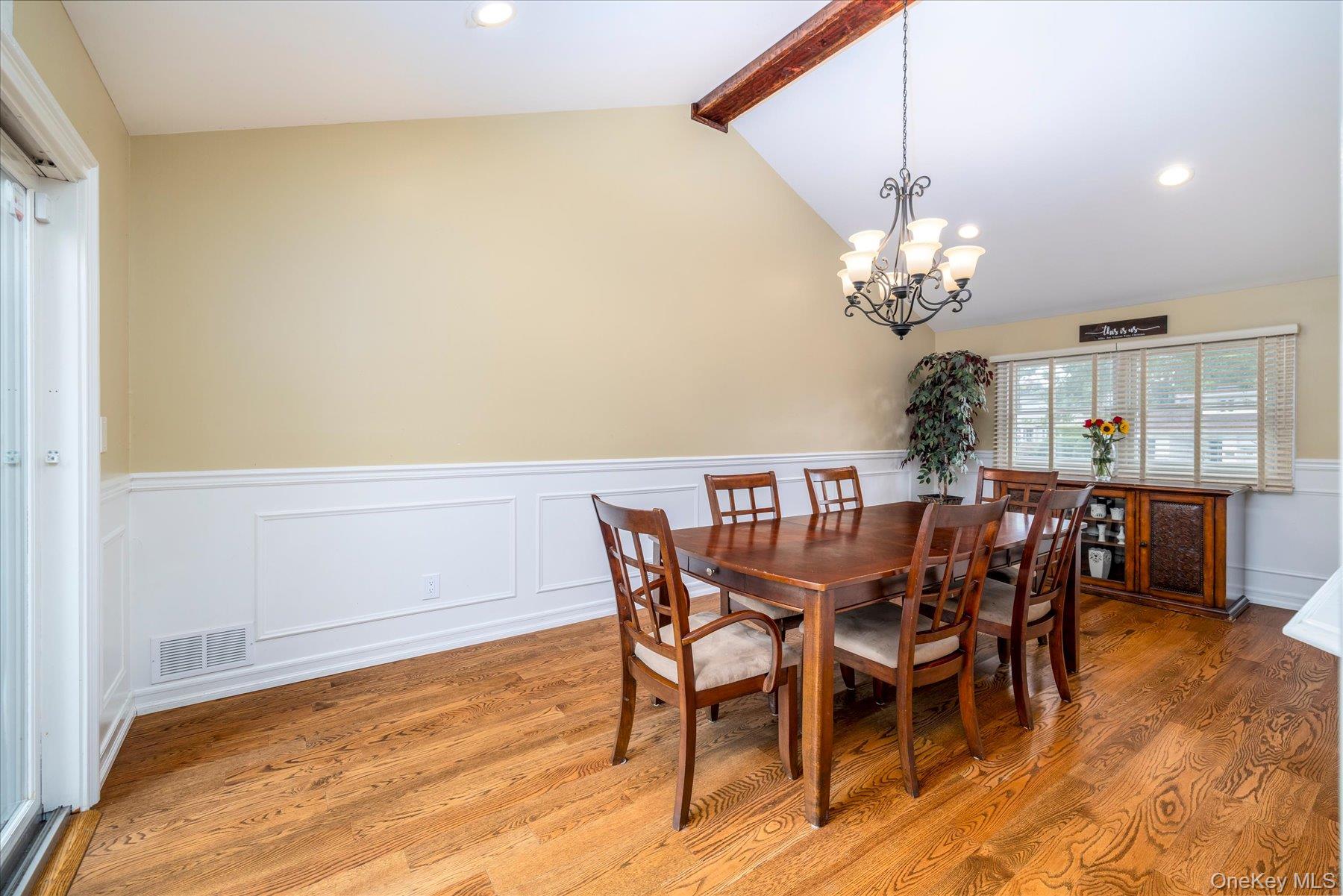 2126 Howell Street – For Sale photo 17