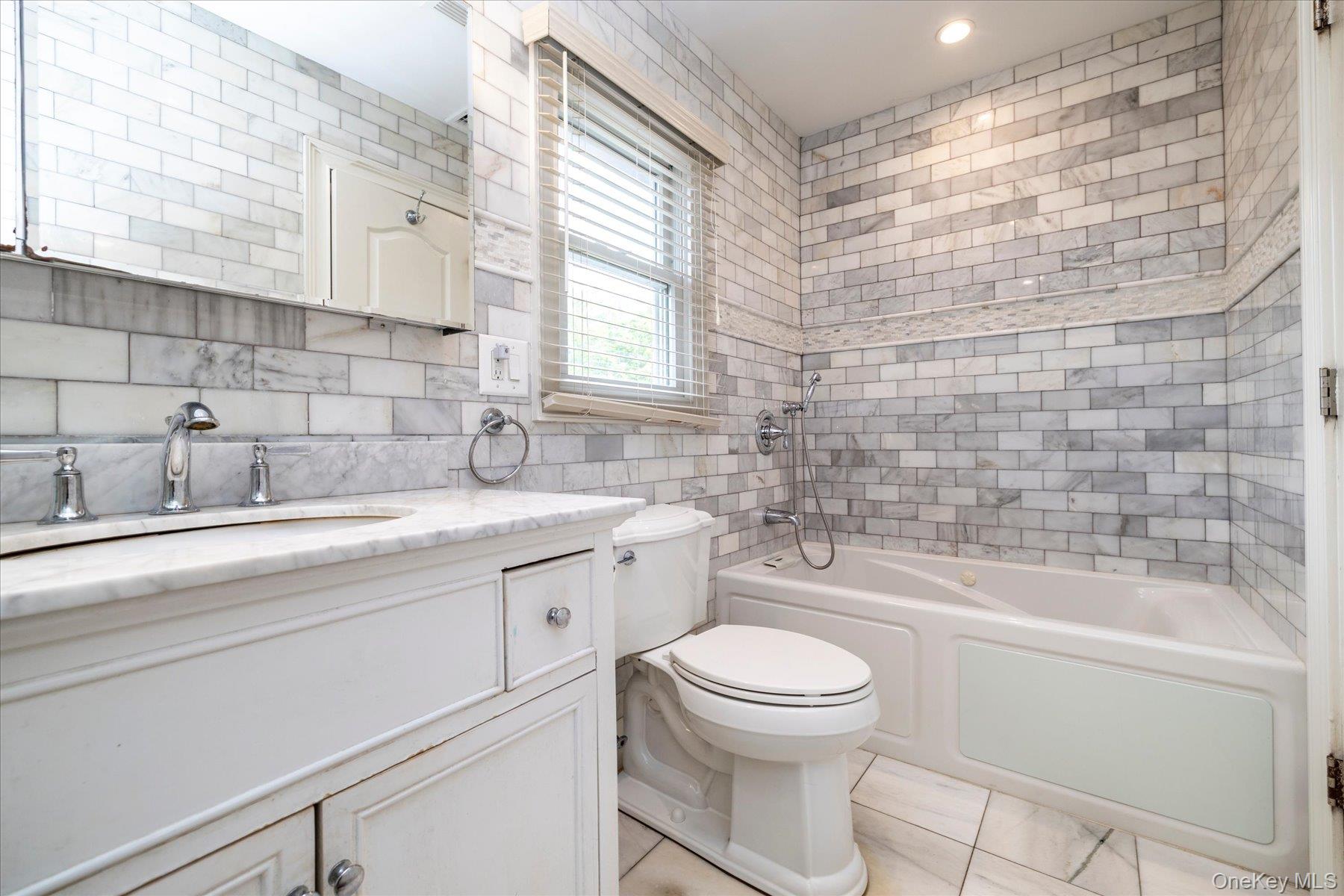 2126 Howell Street – For Sale photo 28