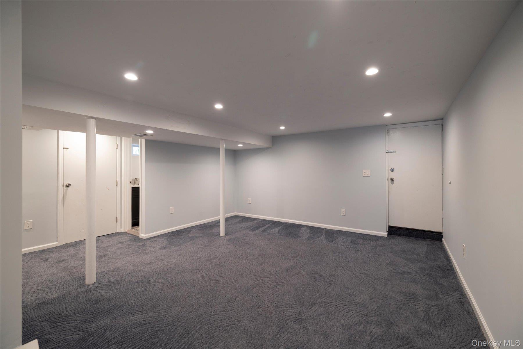 2126 Howell Street – For Sale photo 33