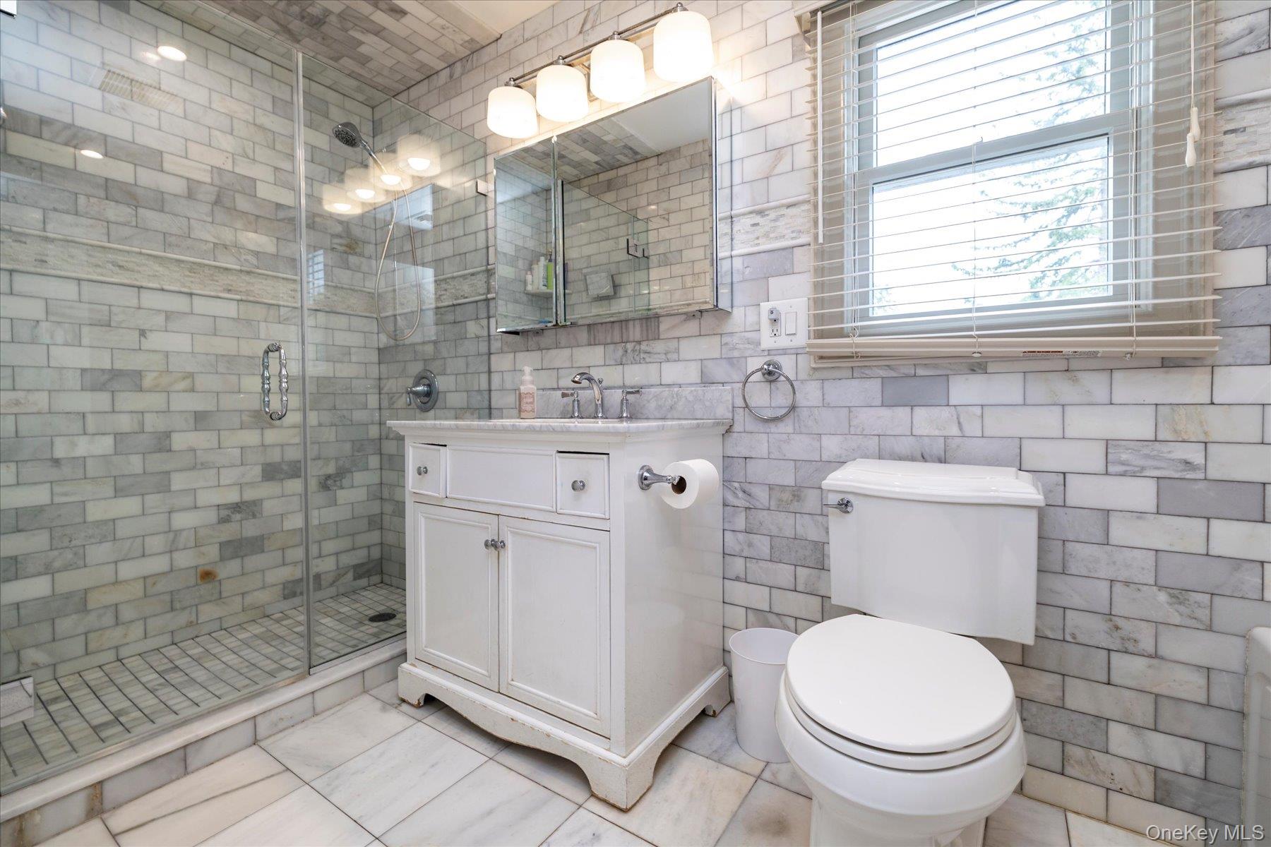2126 Howell Street – For Sale photo 27