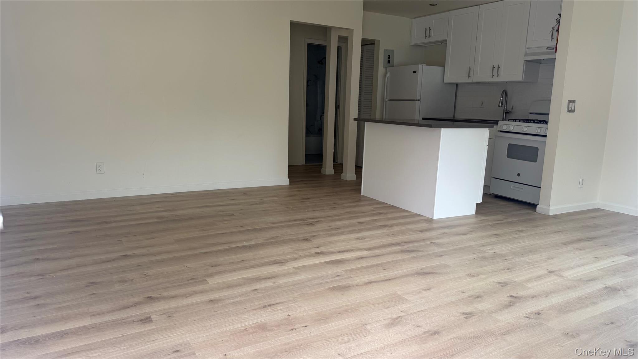 10 Colonial Drive, Unit 7