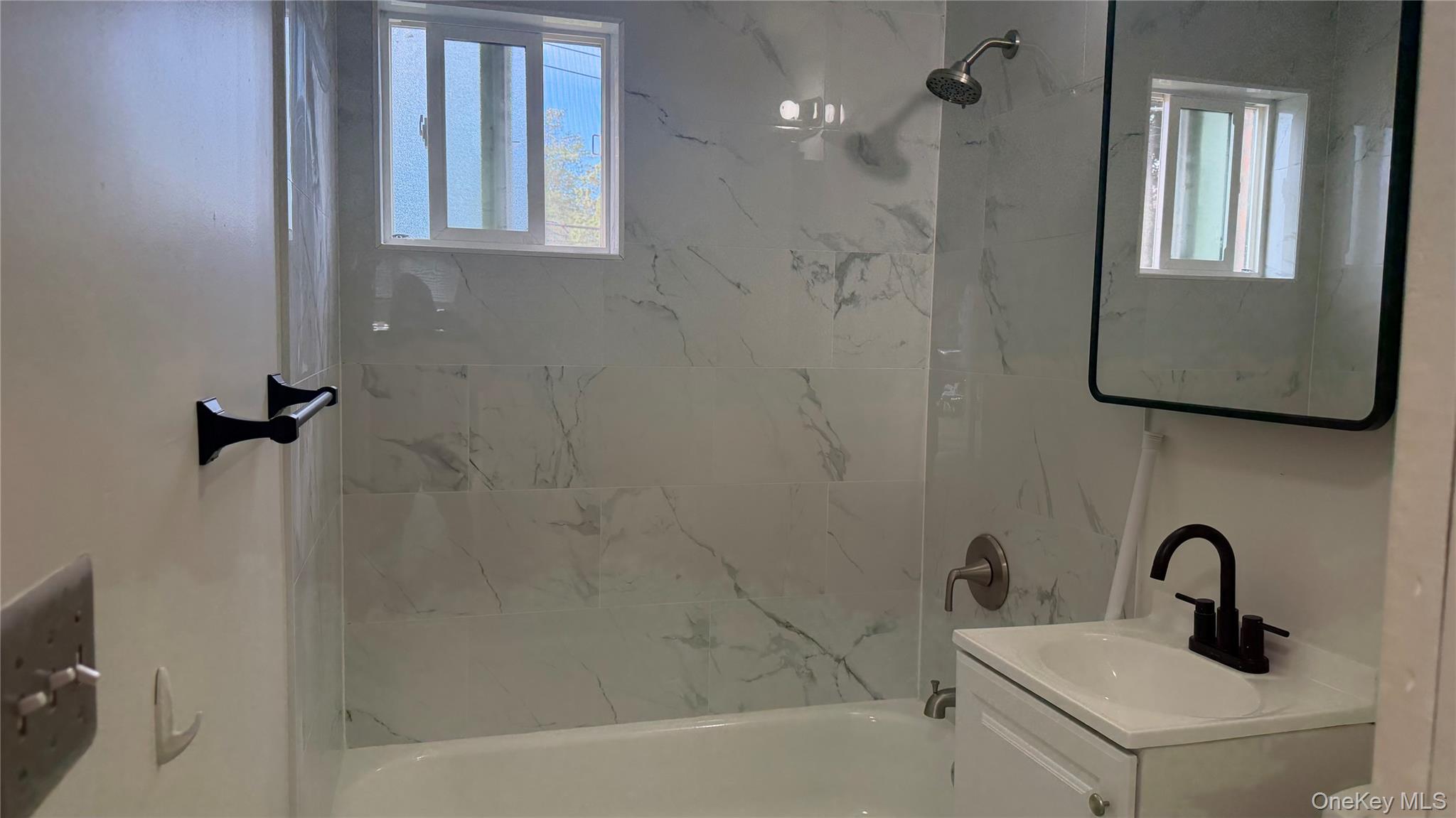 10 Colonial Drive, Unit 7 photo 9