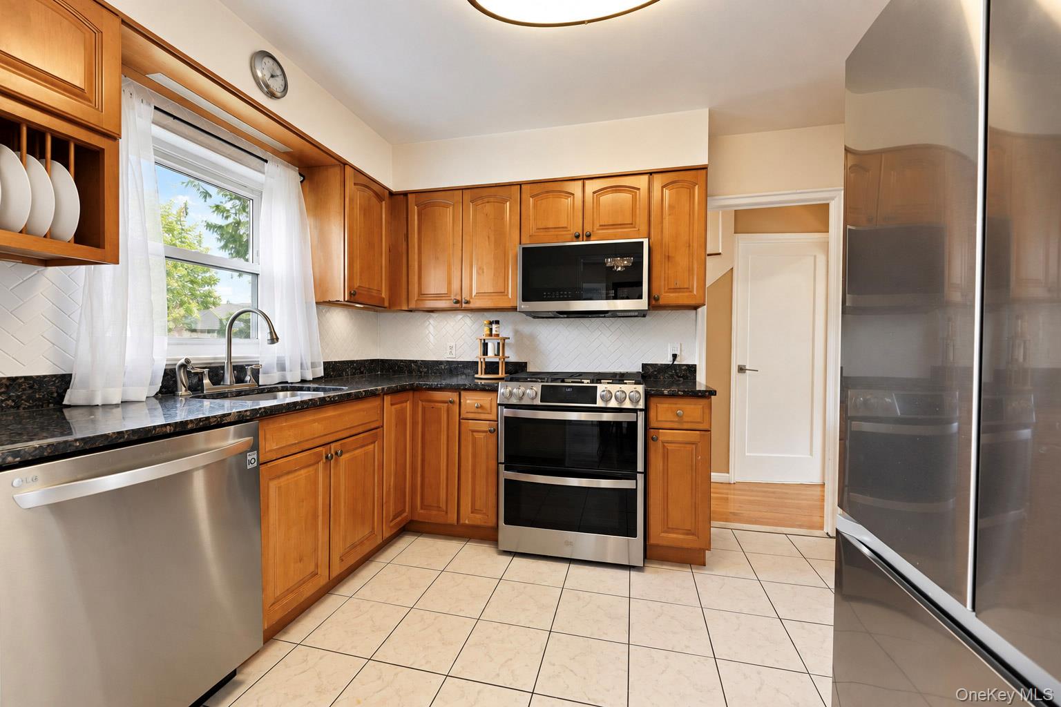 97 Page Avenue – For Sale photo 22