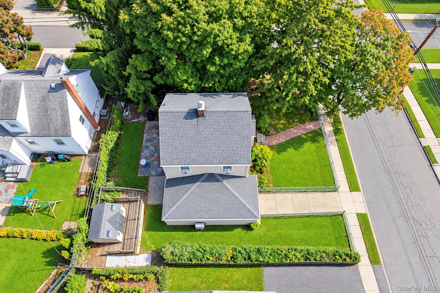 97 Page Avenue – For Sale photo 4
