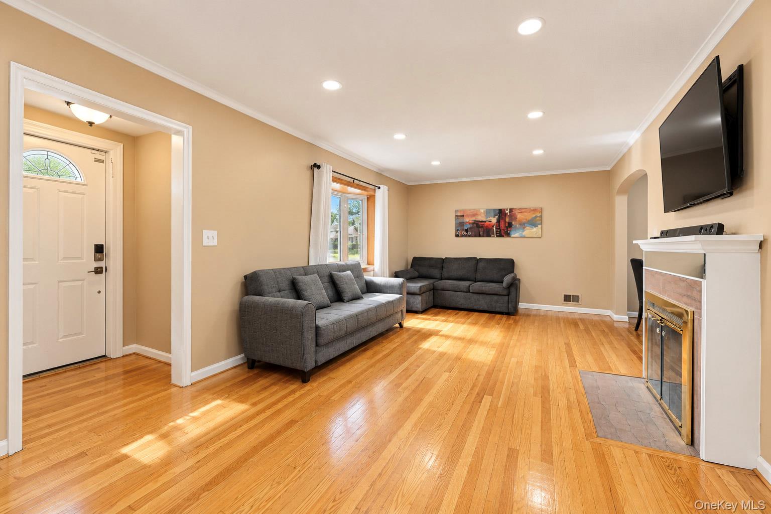 97 Page Avenue – For Sale photo 17