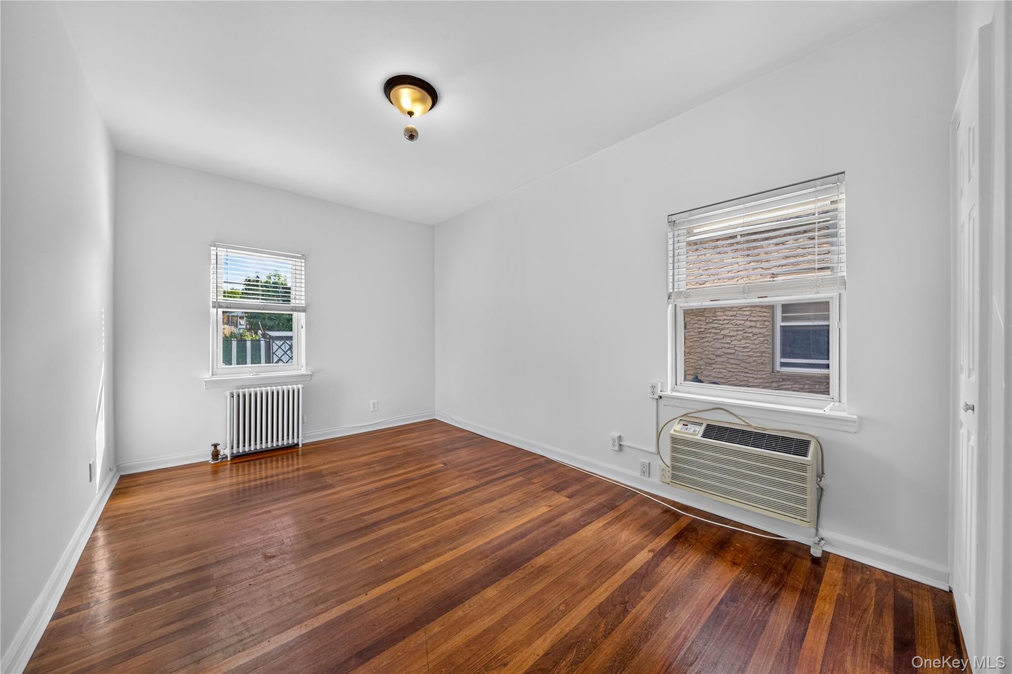 151-68 24 Avenue – For Sale photo 6