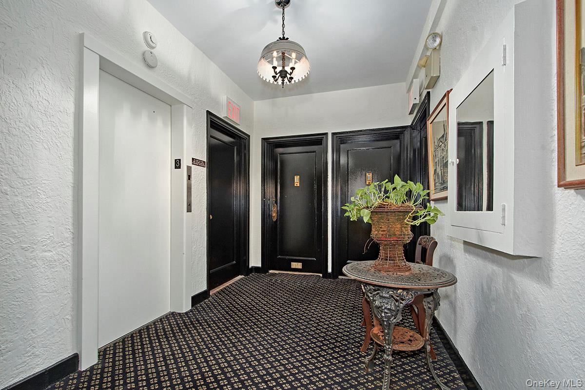 16 N Chatsworth Street, Unit 311 photo 4