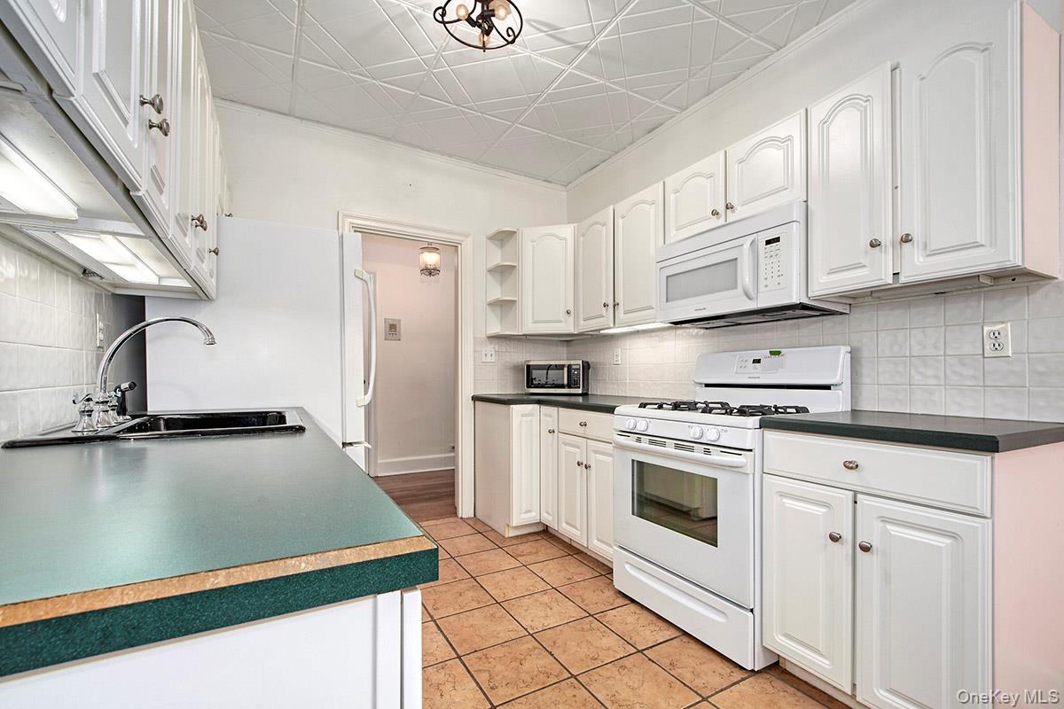 16 N Chatsworth Street, Unit 311 photo 12