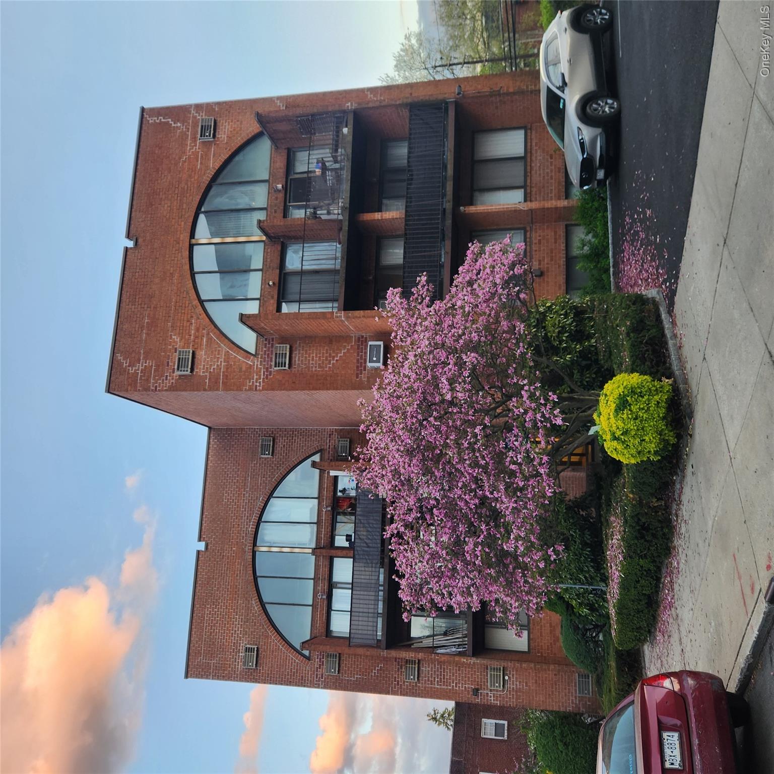84-62 Austin Street St, Unit C3