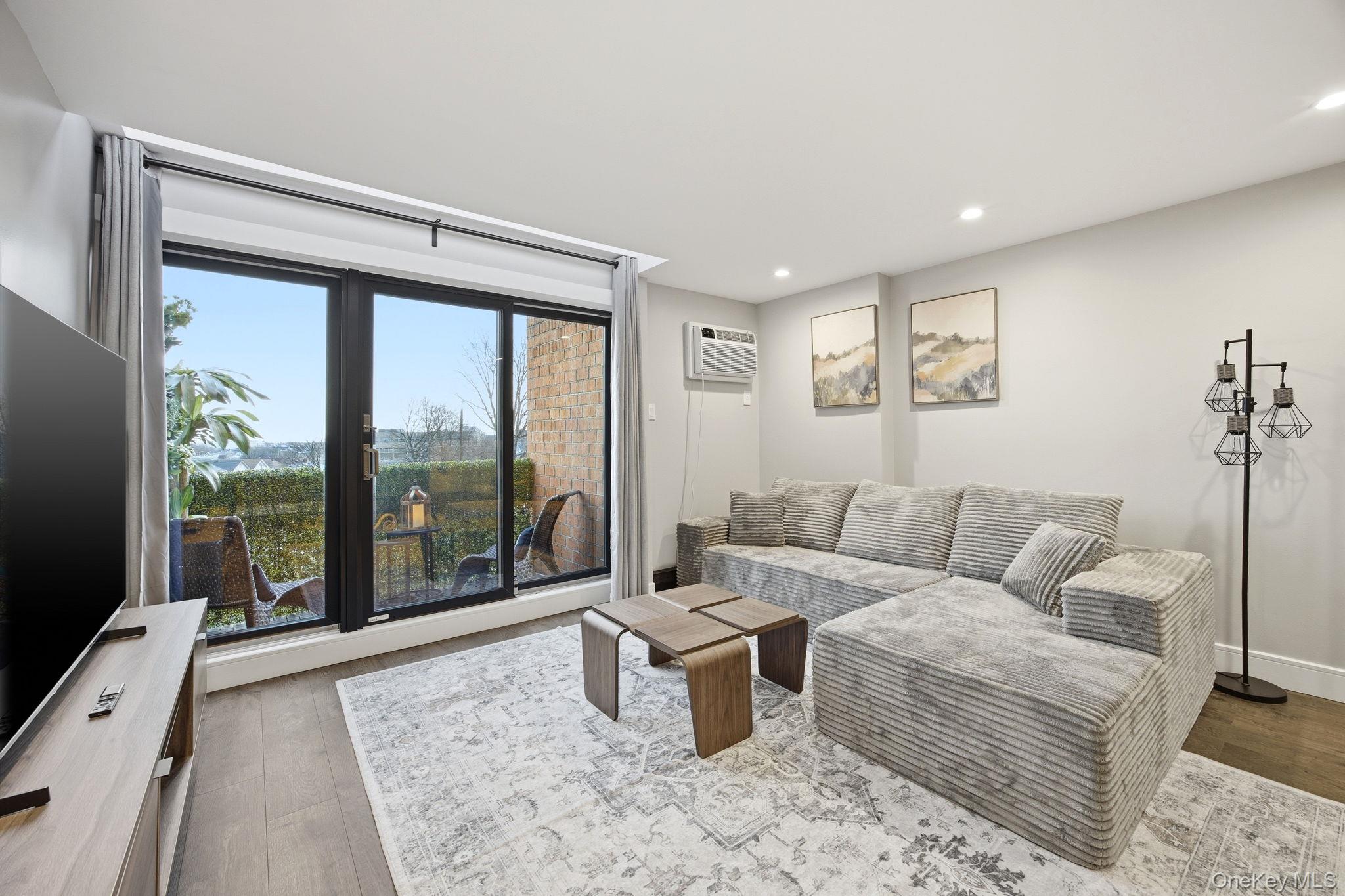 84-62 Austin Street St, Unit C3 photo 8
