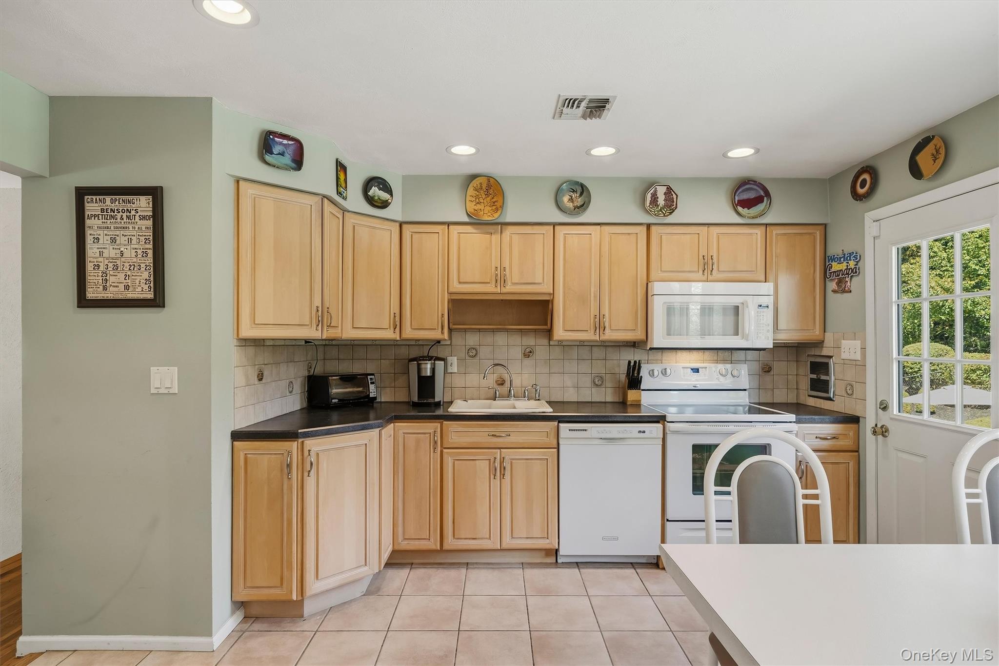 4 Letts Circle – For Sale photo 8