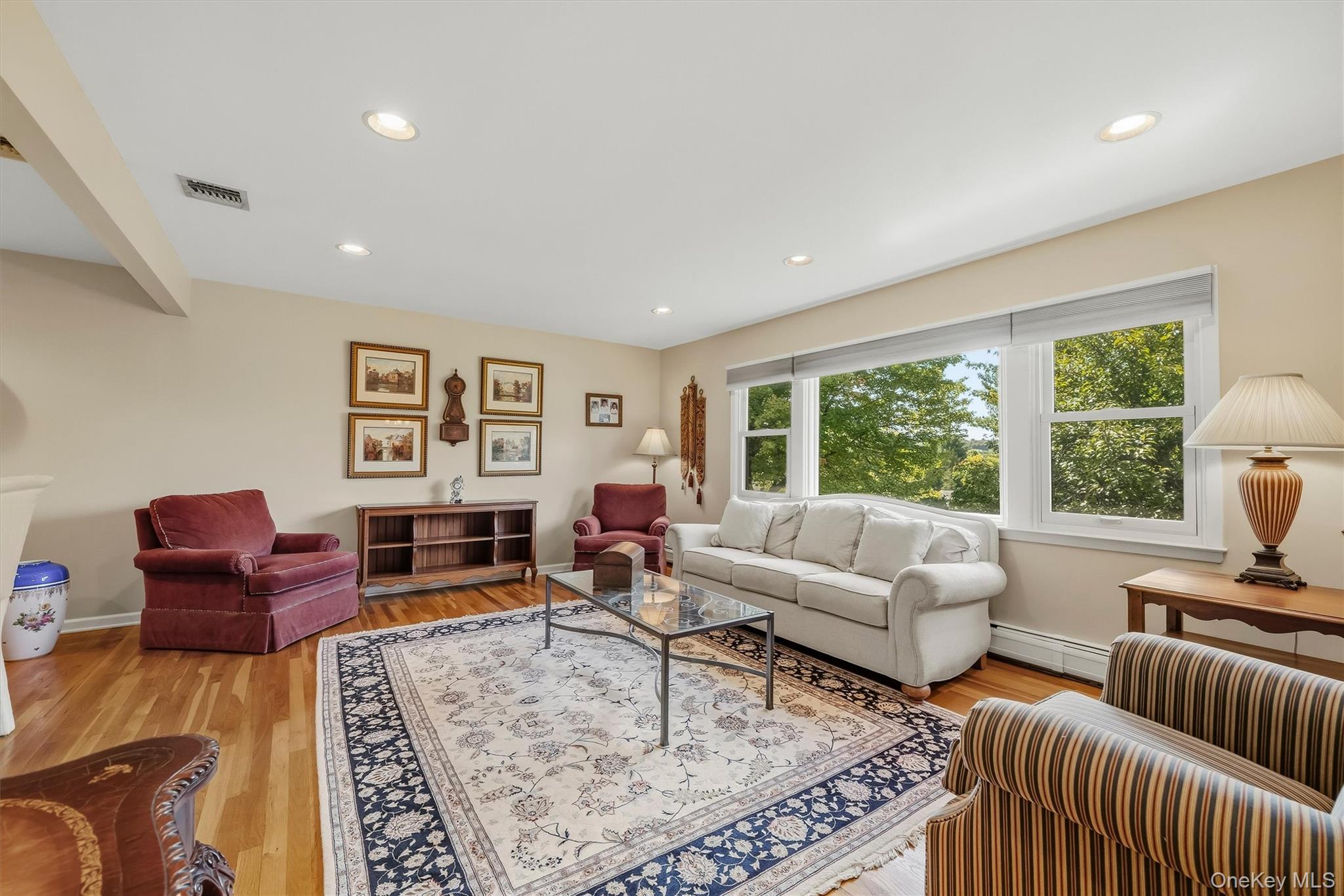 4 Letts Circle – For Sale photo 4