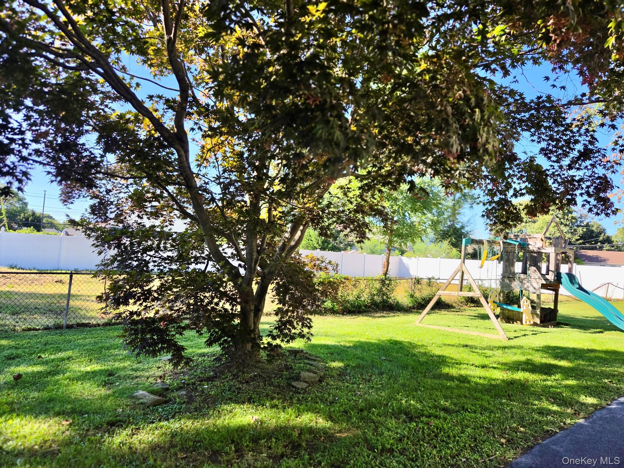 11 Centerwood Street – For Rent photo 12
