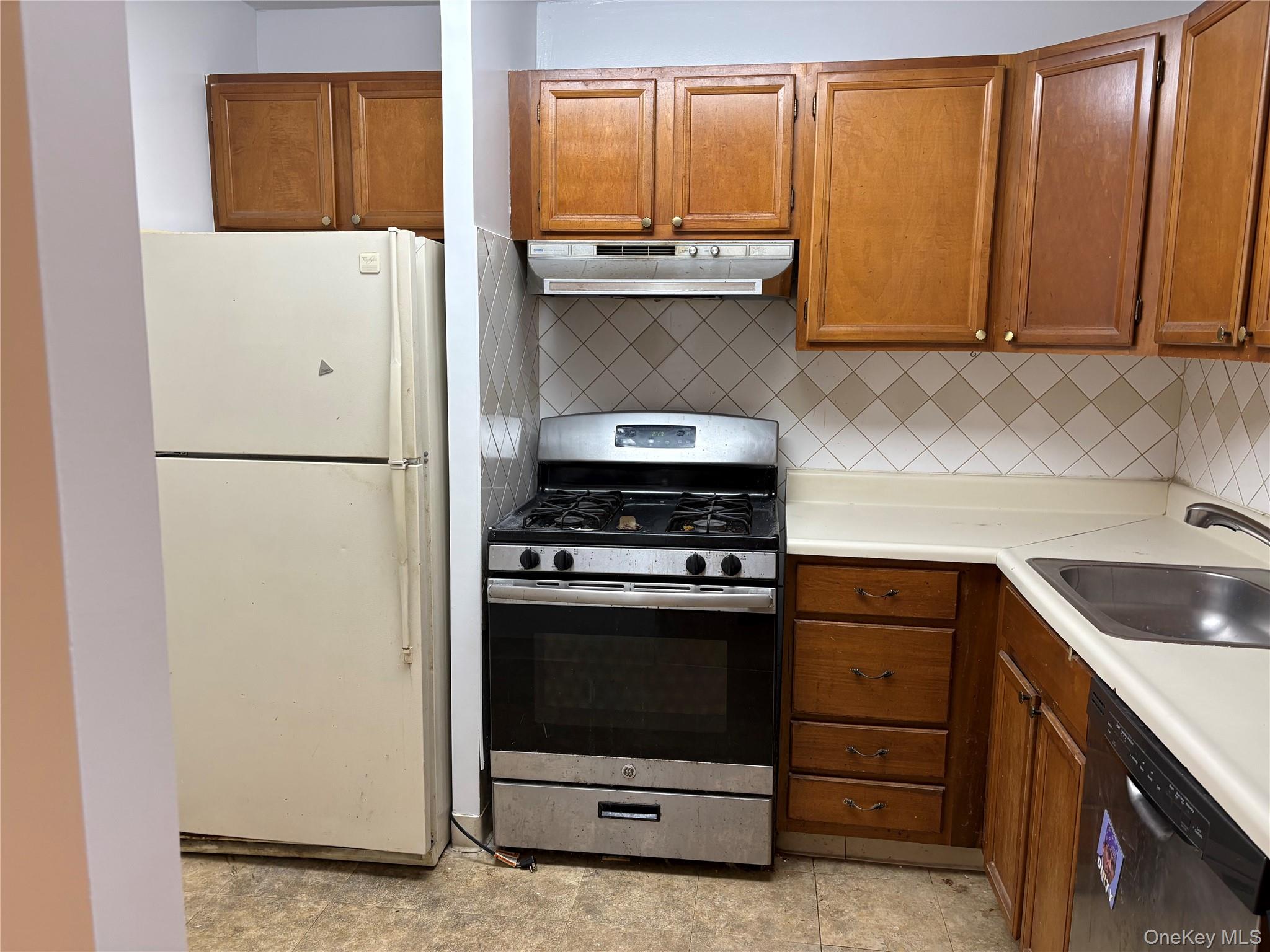 2 Bay Club Drive, Unit 10M photo 3