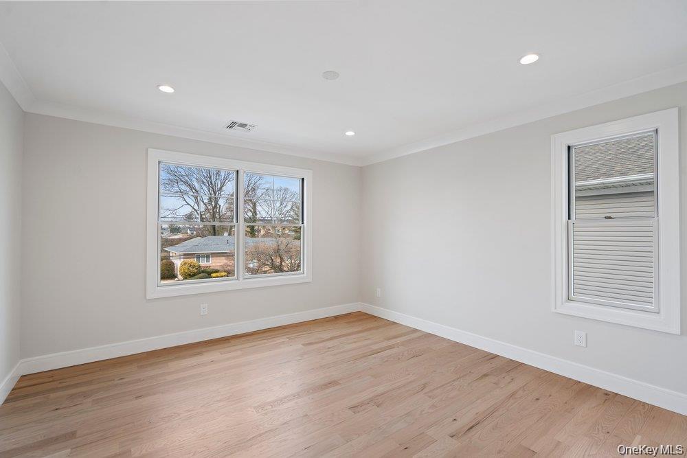 35 Main Parkway – For Rent photo 10