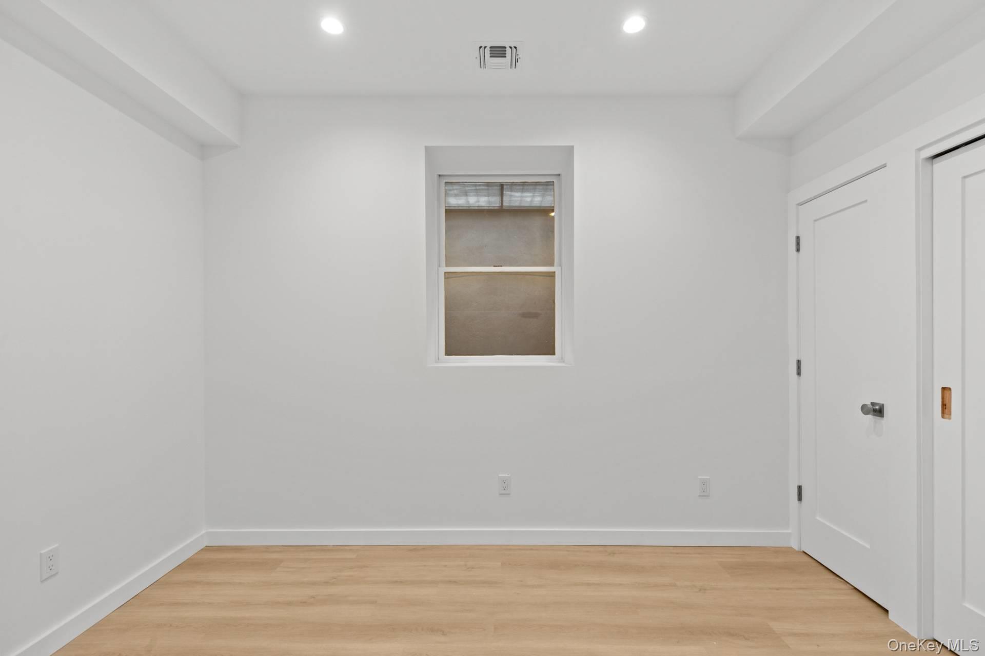 33 School Street – For Sale photo 19