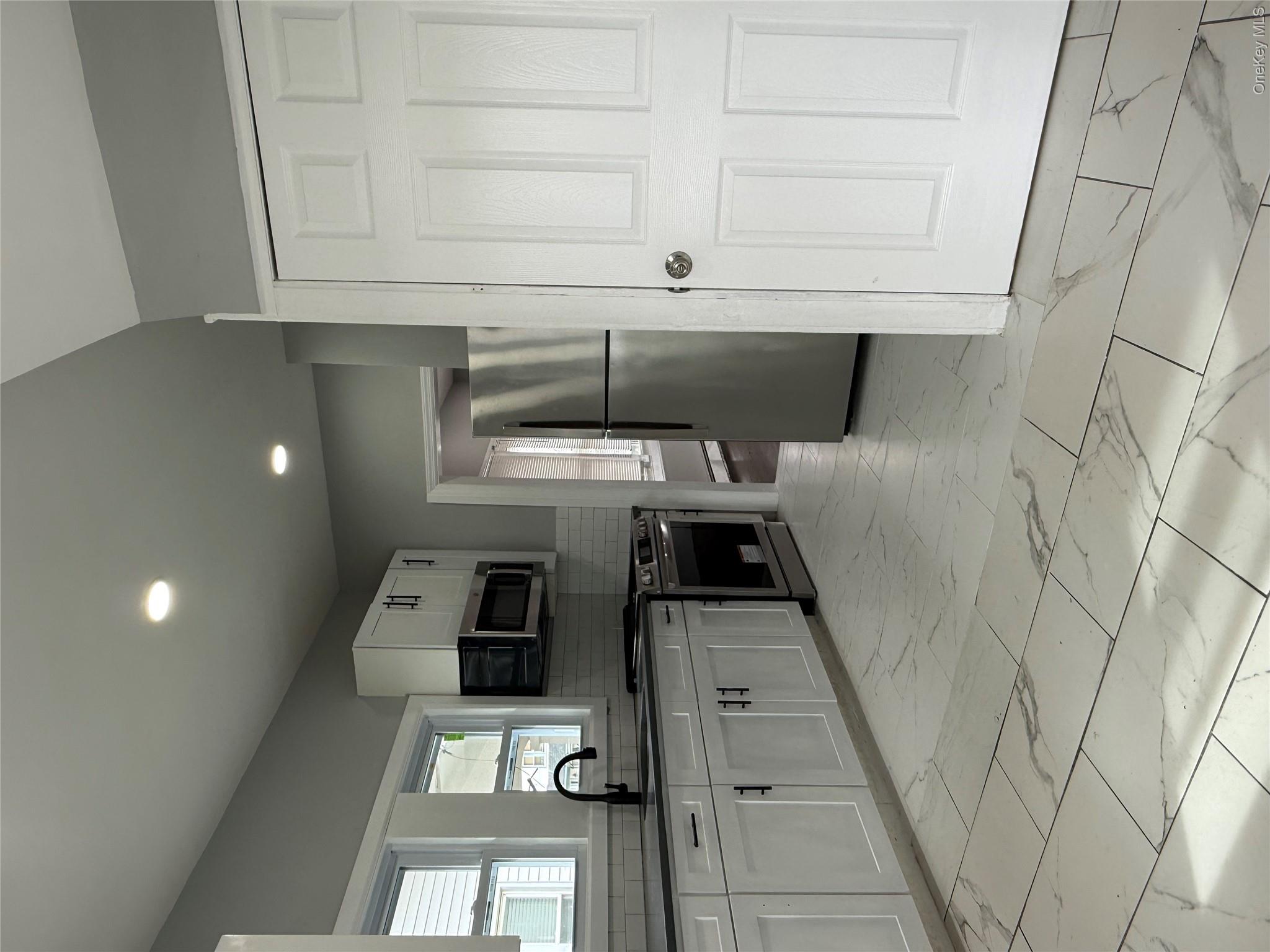 122 Dehnhoff Avenue – For Sale photo 12