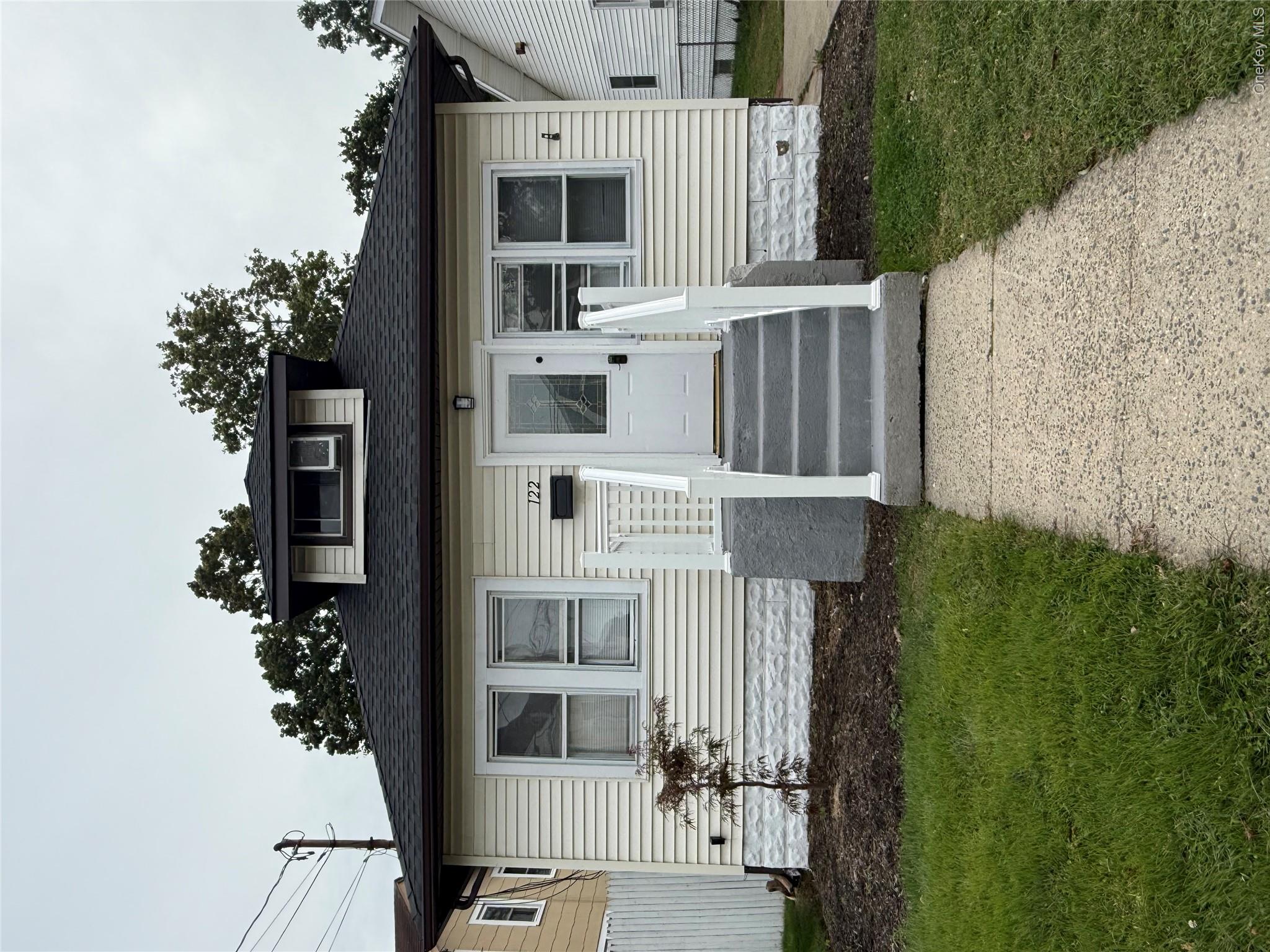 122 Dehnhoff Avenue – For Sale