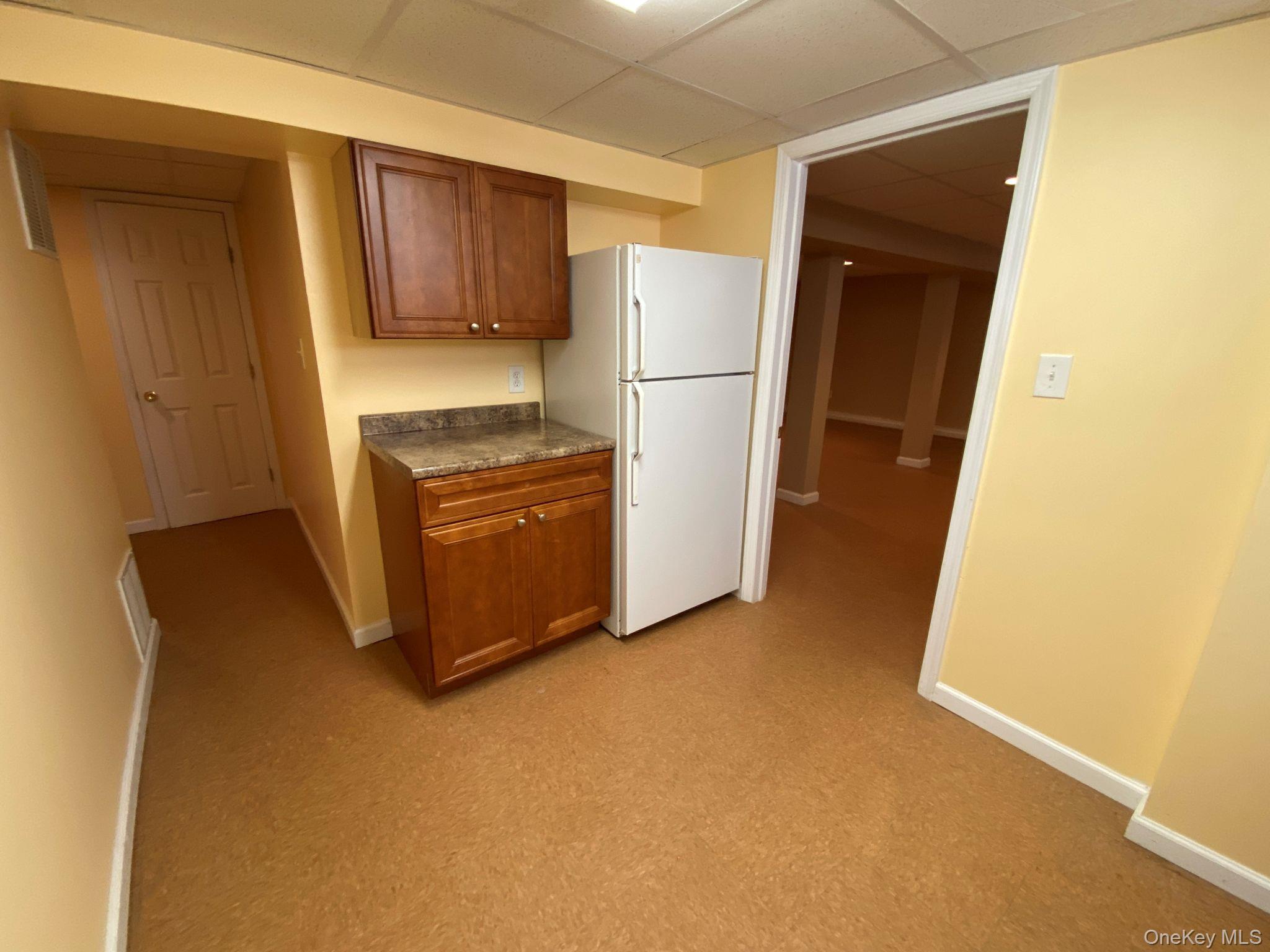 241 Whitehall Road S – For Sale photo 31