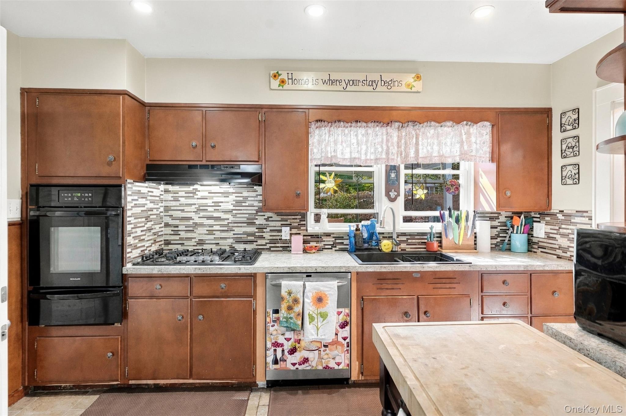 34 Adams Street – For Sale photo 14
