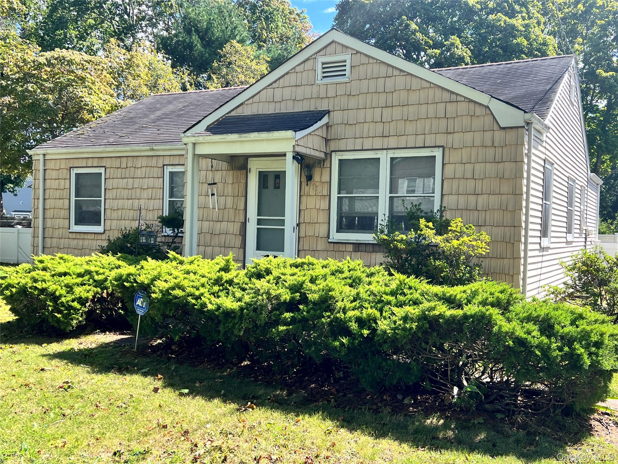 936 Union Street – For Sale
