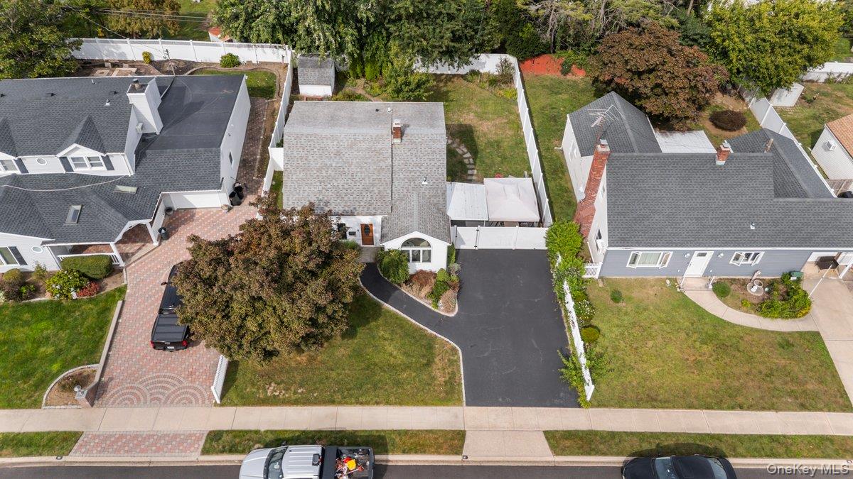 61 Hollyhock Road – For Sale photo 34