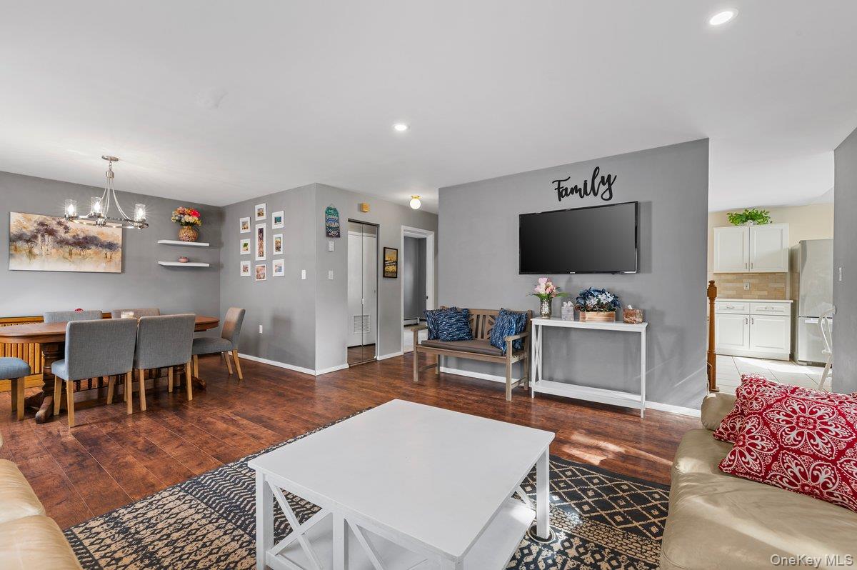 61 Hollyhock Road – For Sale photo 7