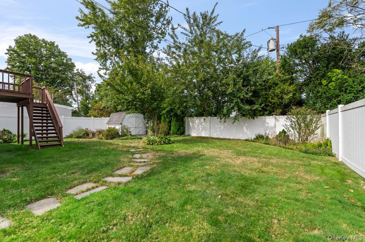 61 Hollyhock Road – For Sale photo 31