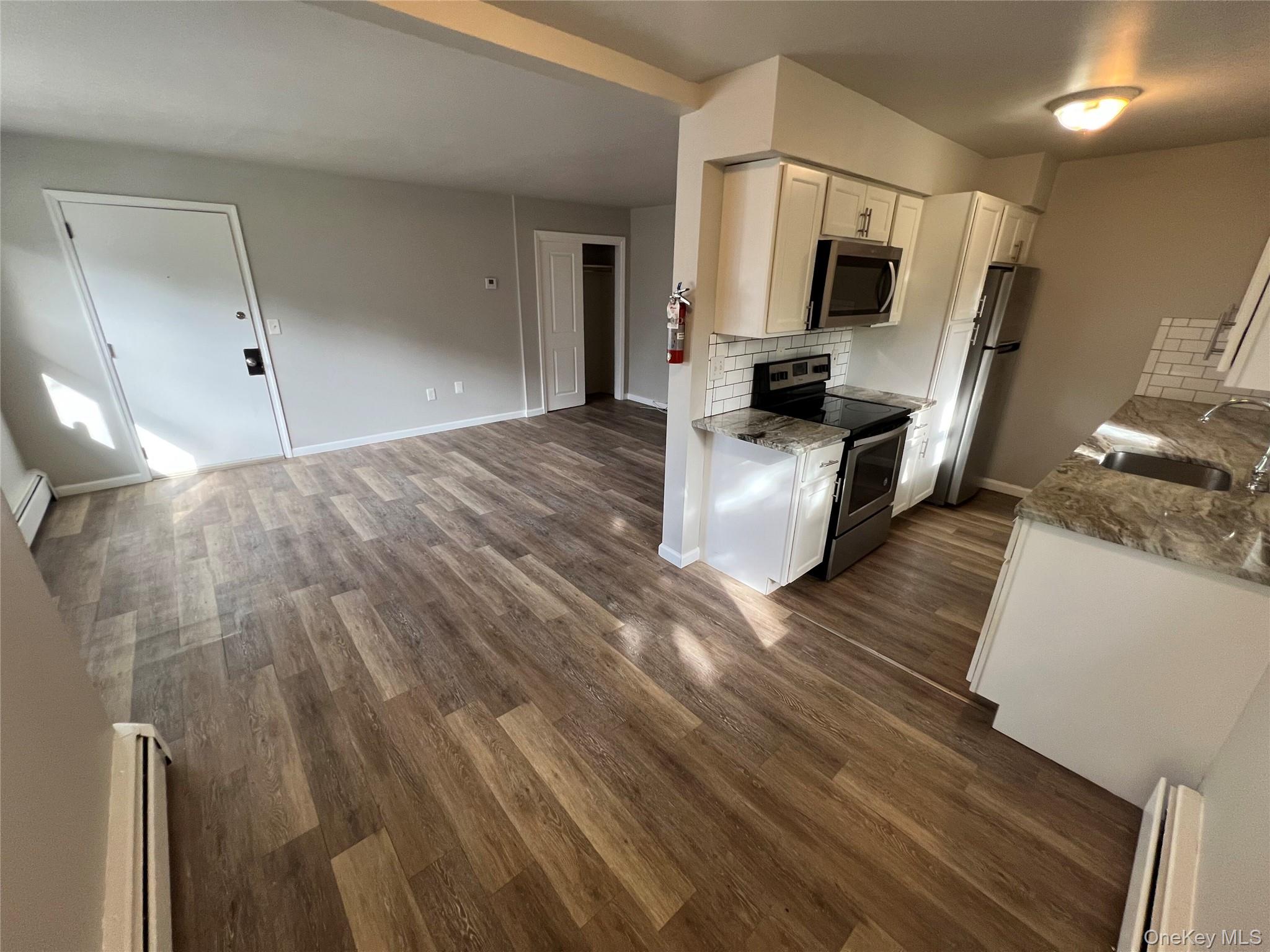 55 Carroll Street, Unit 104 photo 3