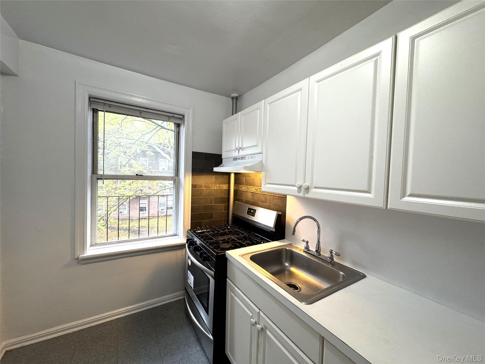 141-35 79th Avenue, Unit 2M photo 9