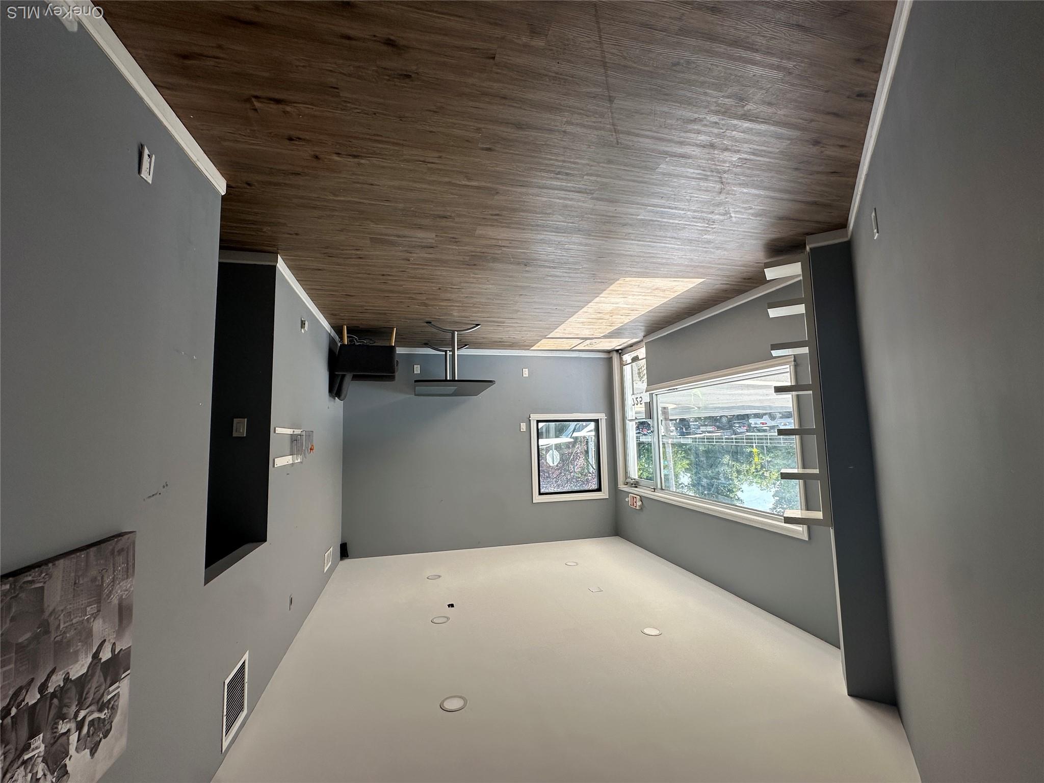 725 Brooklyn Avenue – For Rent photo 4