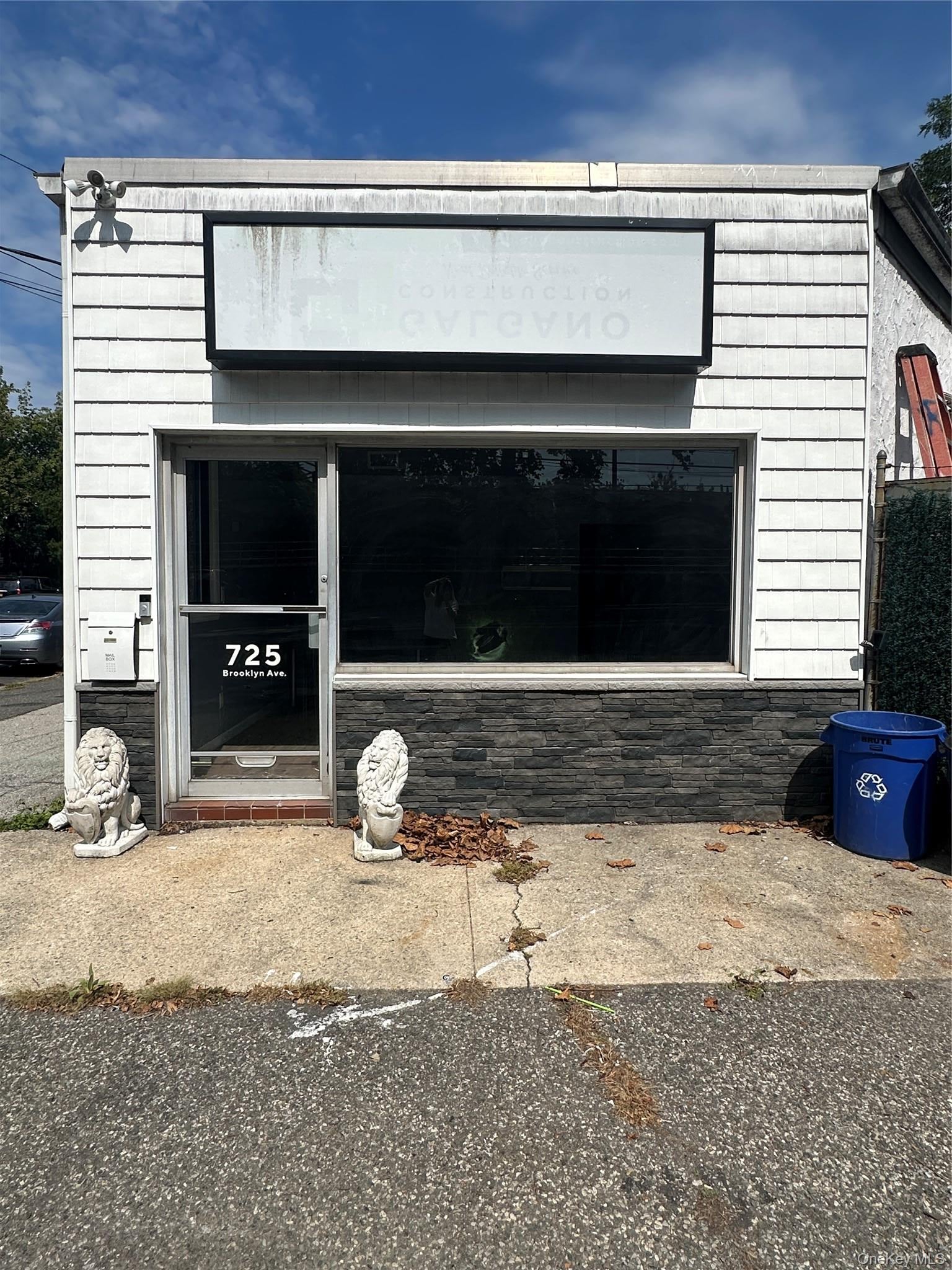 725 Brooklyn Avenue – For Rent