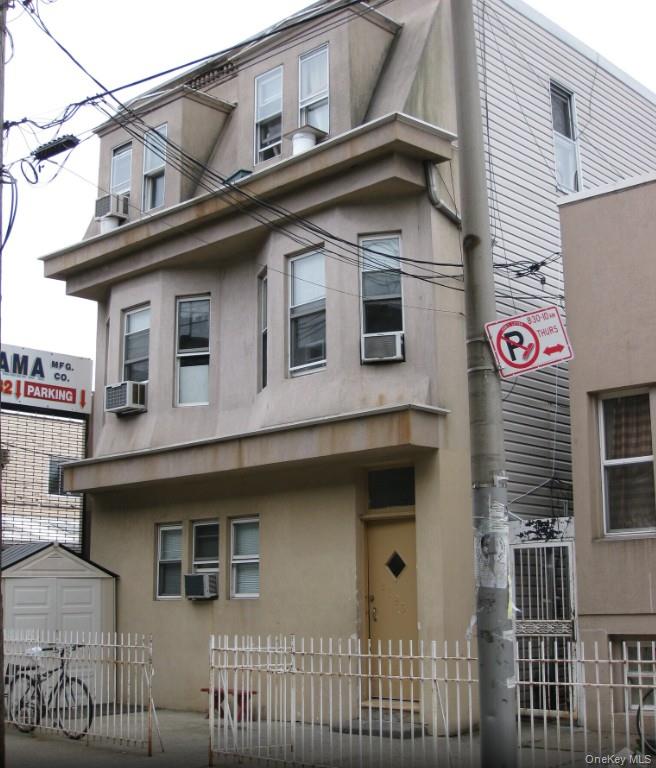 2196 McDonald Avenue, Unit 4 photo 2