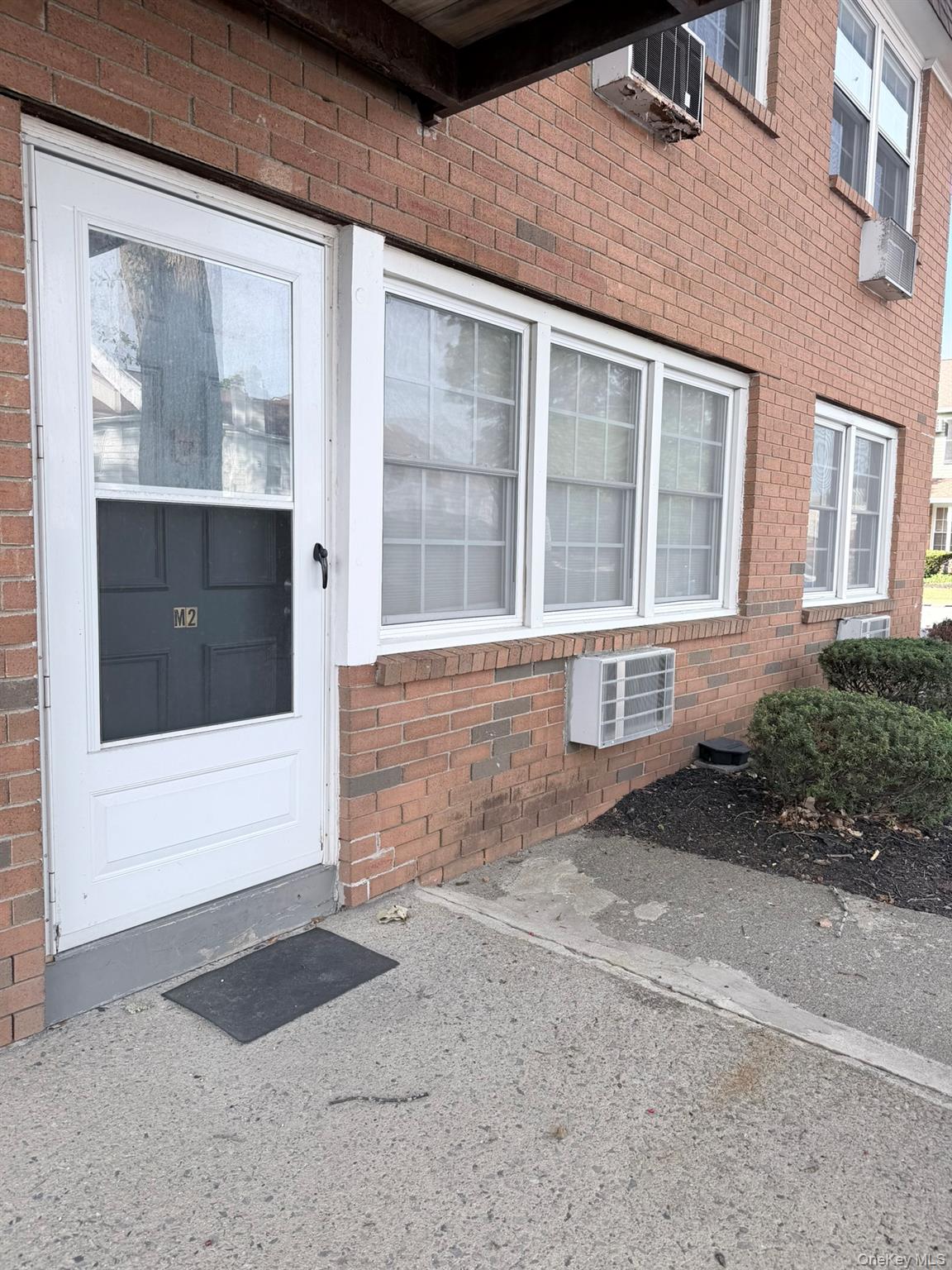 274 Hooker Avenue, Unit M2 photo 17